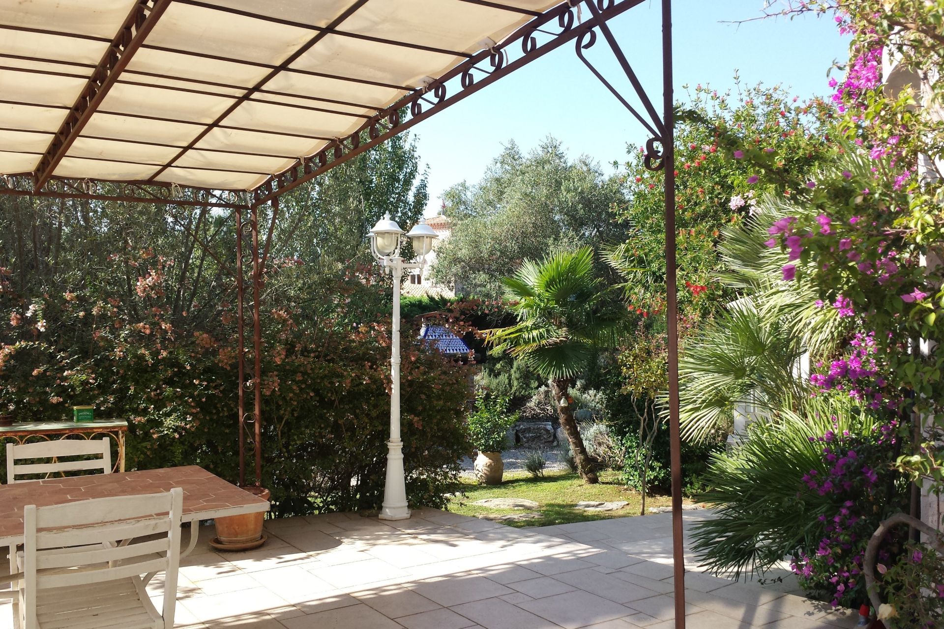 luxury house 5 Rooms for sale on ST CYPRIEN (66750)