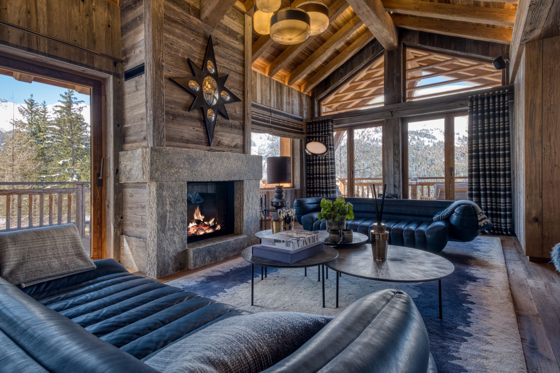 chalet de luxe 11 Pièces en location saisonnière sur MERIBEL LES ALLUES (73550)