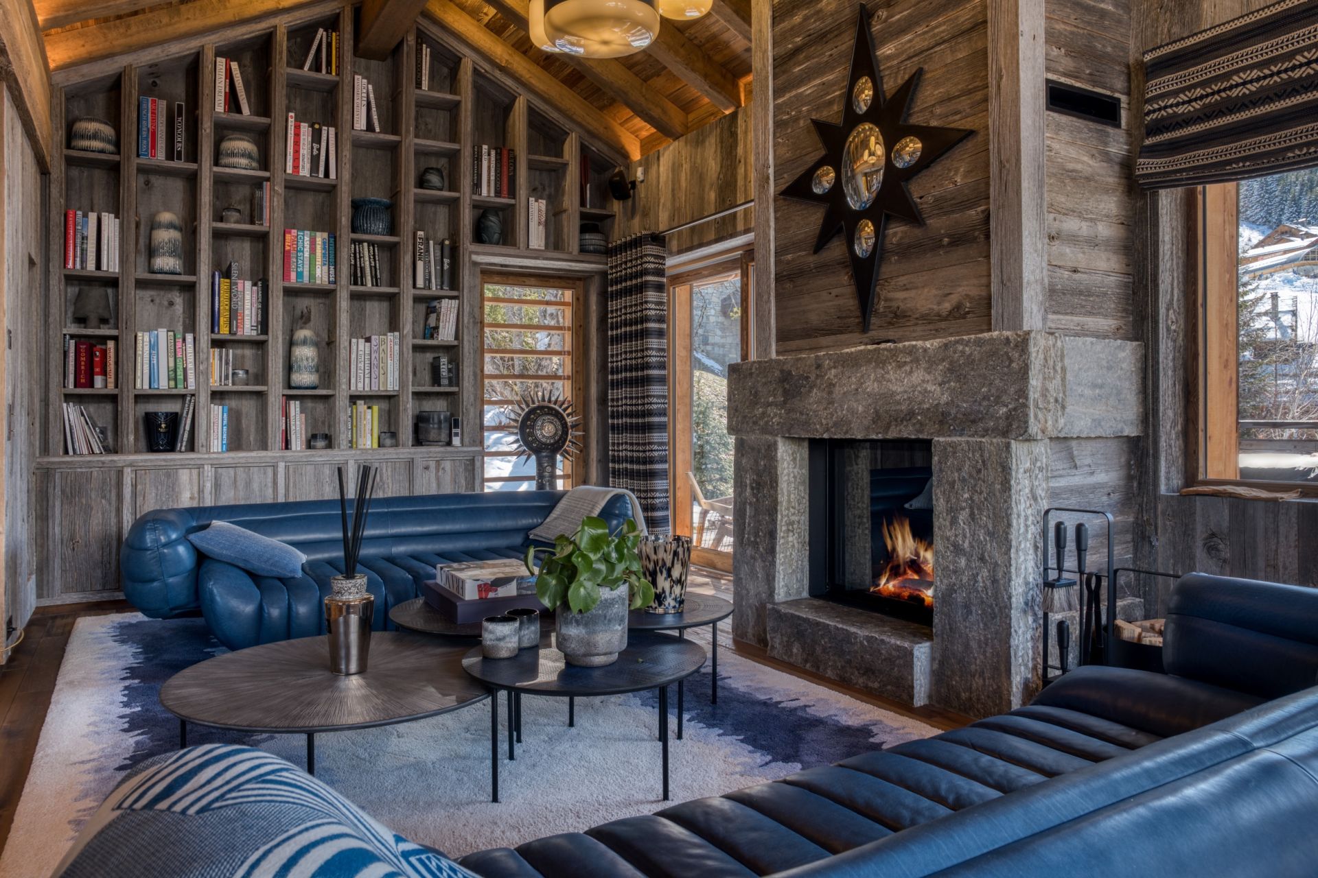 chalet de luxe 11 Pièces en location saisonnière sur MERIBEL LES ALLUES (73550)