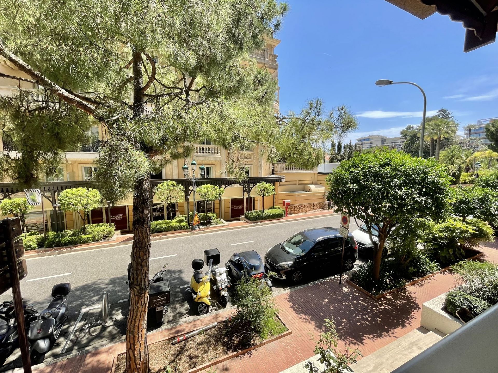 luxury apartment 1 room for sale on MONACO (98000)