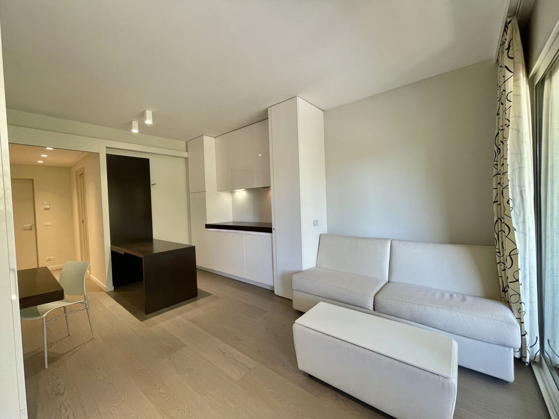 luxury apartment 1 room for sale on MONACO (98000)