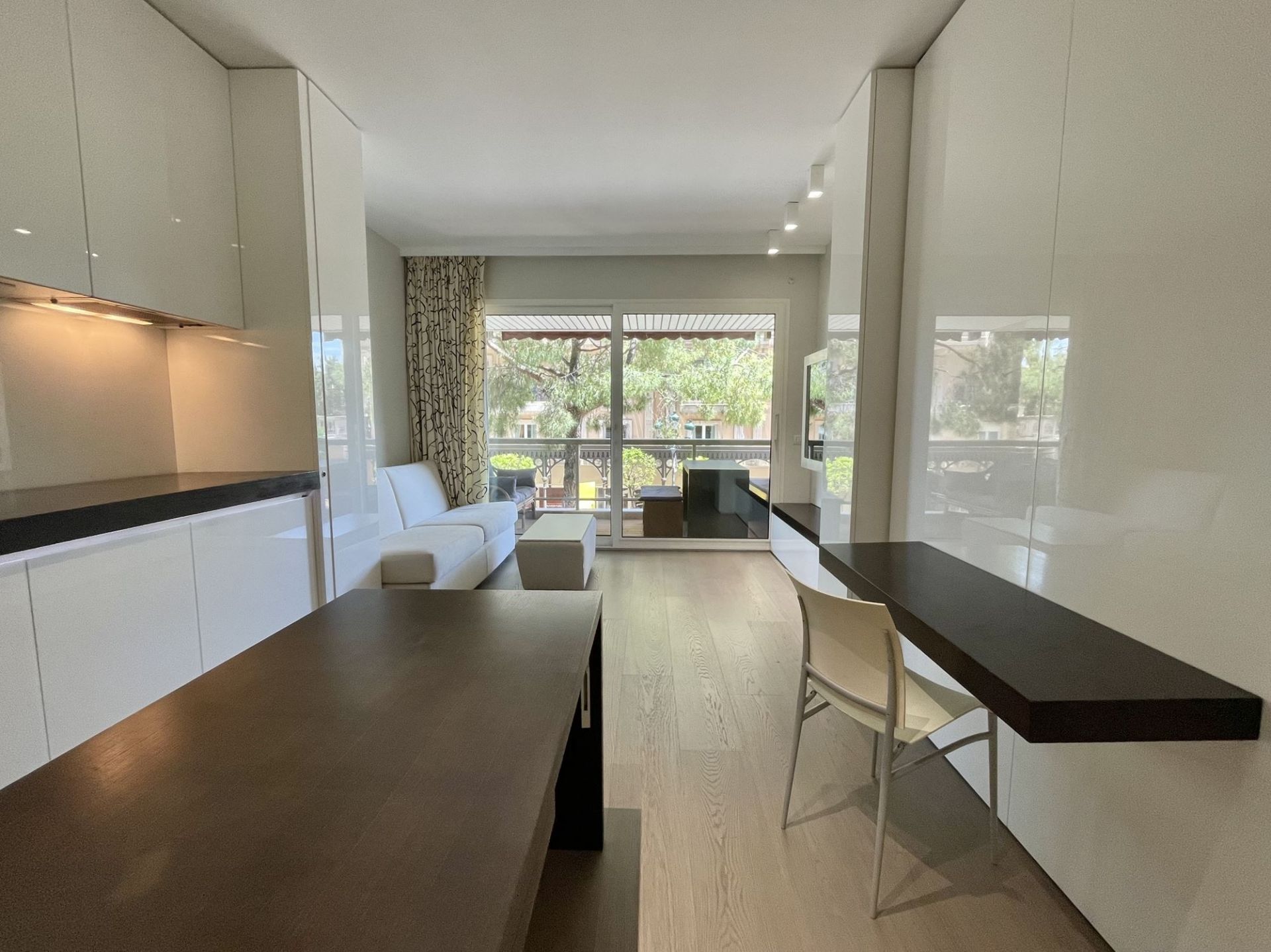 luxury apartment 1 room for sale on MONACO (98000)