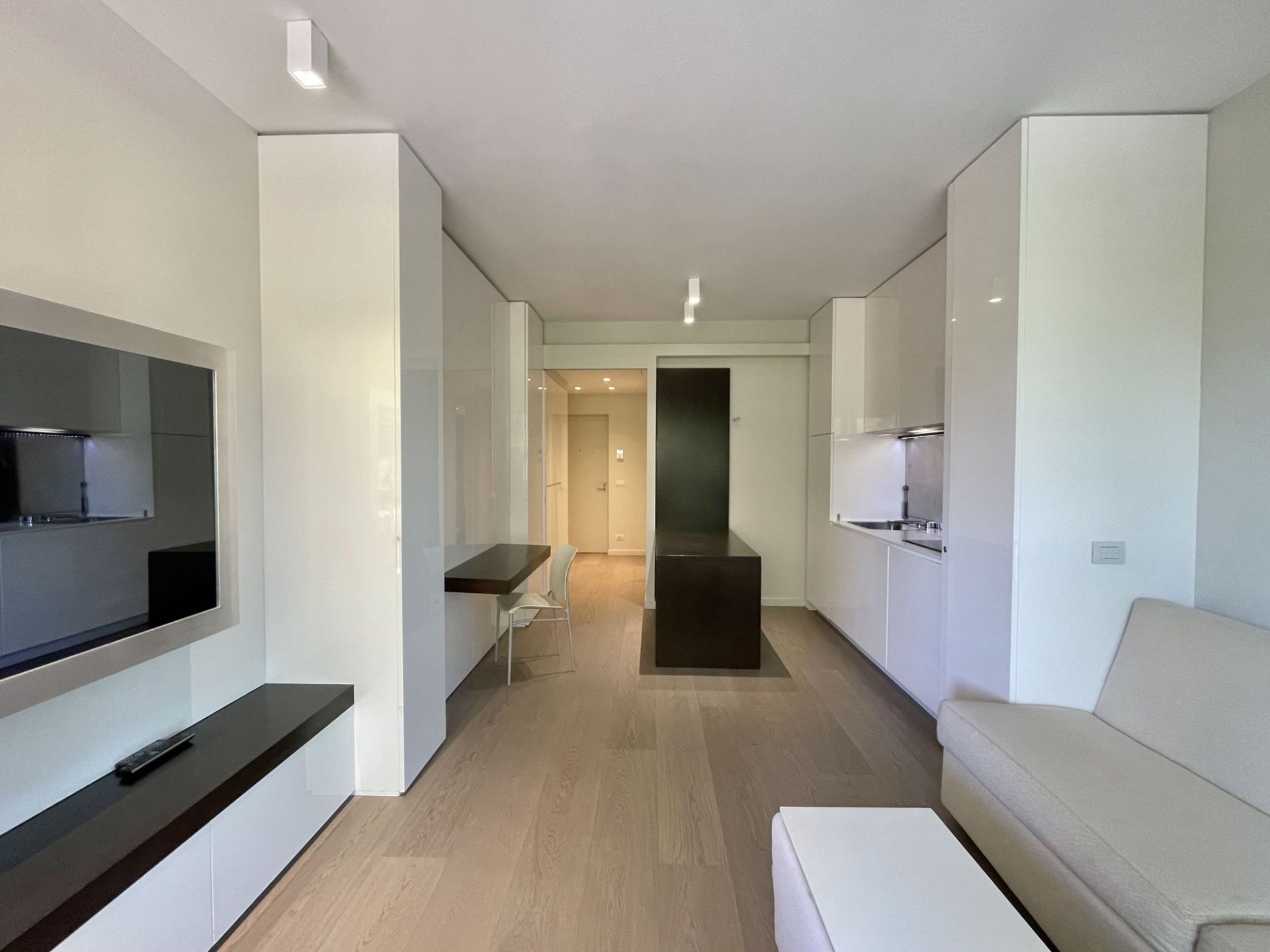 luxury apartment 1 room for sale on MONACO (98000)