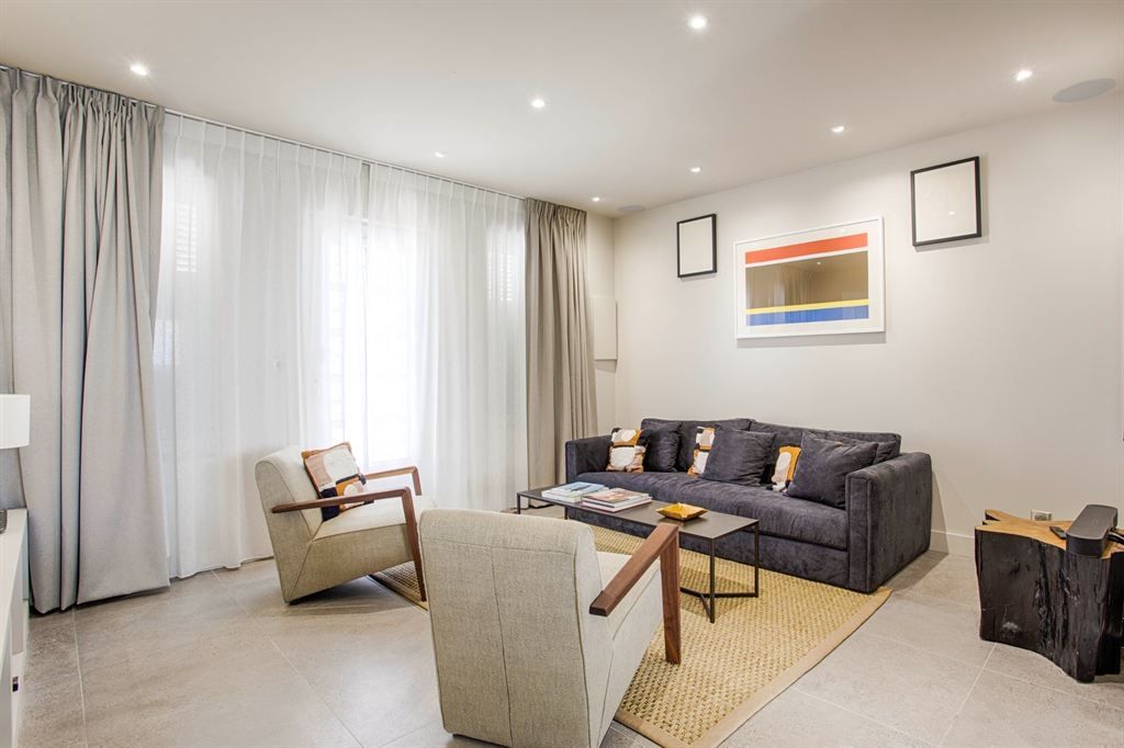 luxury house 7 Rooms for seasonal rent on DEAUVILLE (14800)