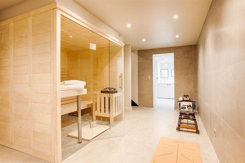 luxury house 7 Rooms for seasonal rent on DEAUVILLE (14800)