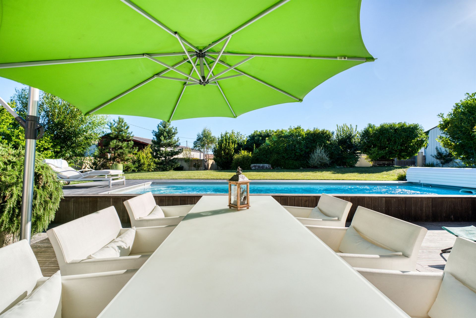 mansion 11 Rooms for sale on BRIE SOUS MORTAGNE (17120)