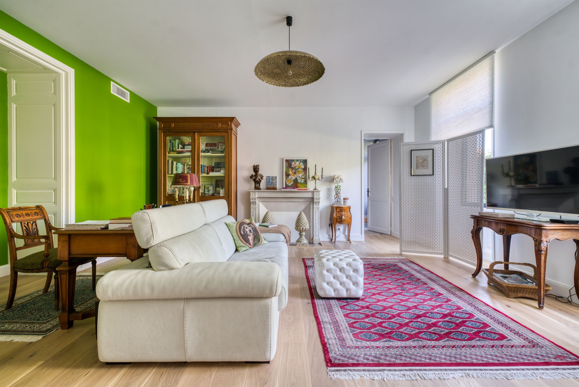 mansion 11 Rooms for sale on BRIE SOUS MORTAGNE (17120)