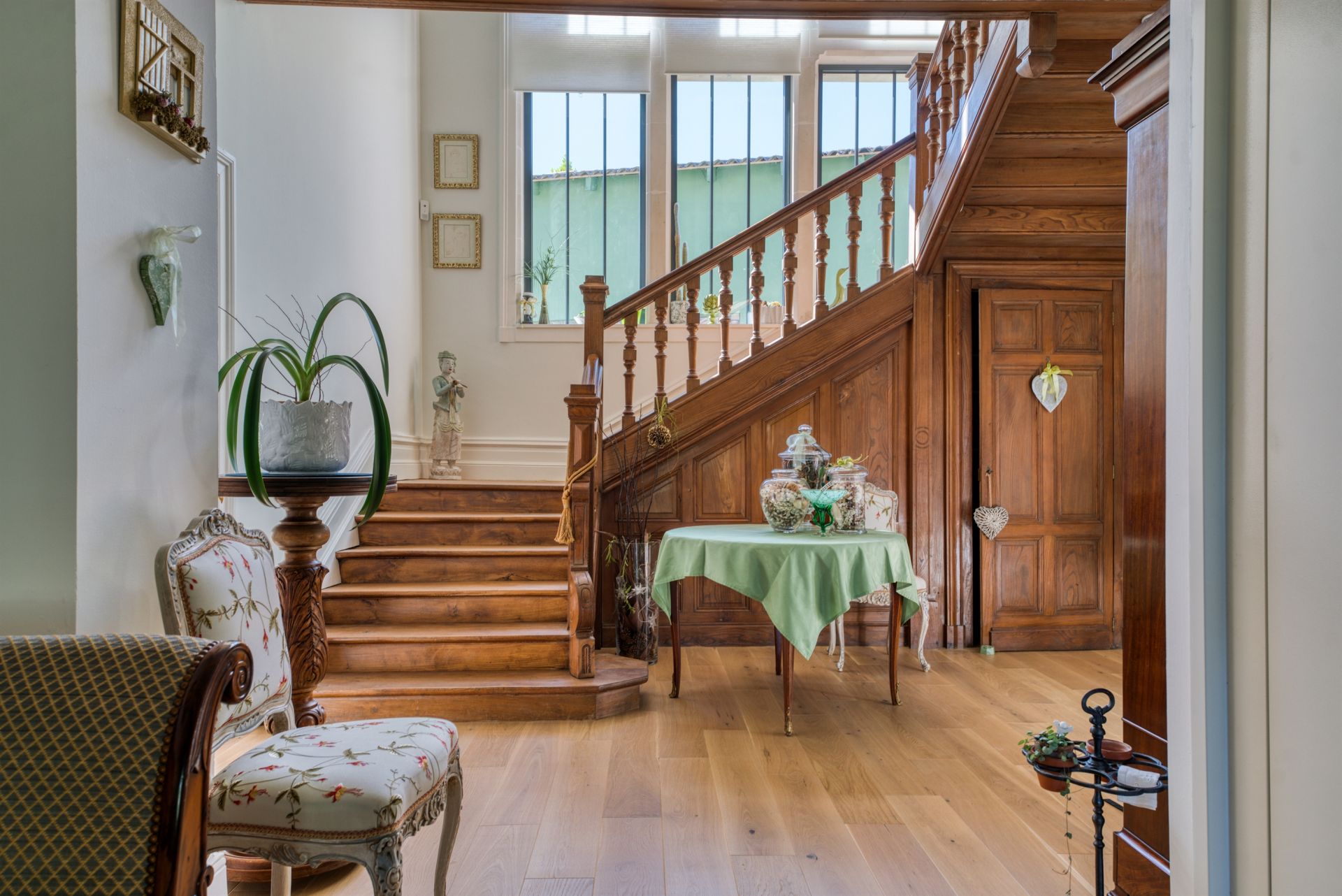 mansion 11 Rooms for sale on BRIE SOUS MORTAGNE (17120)