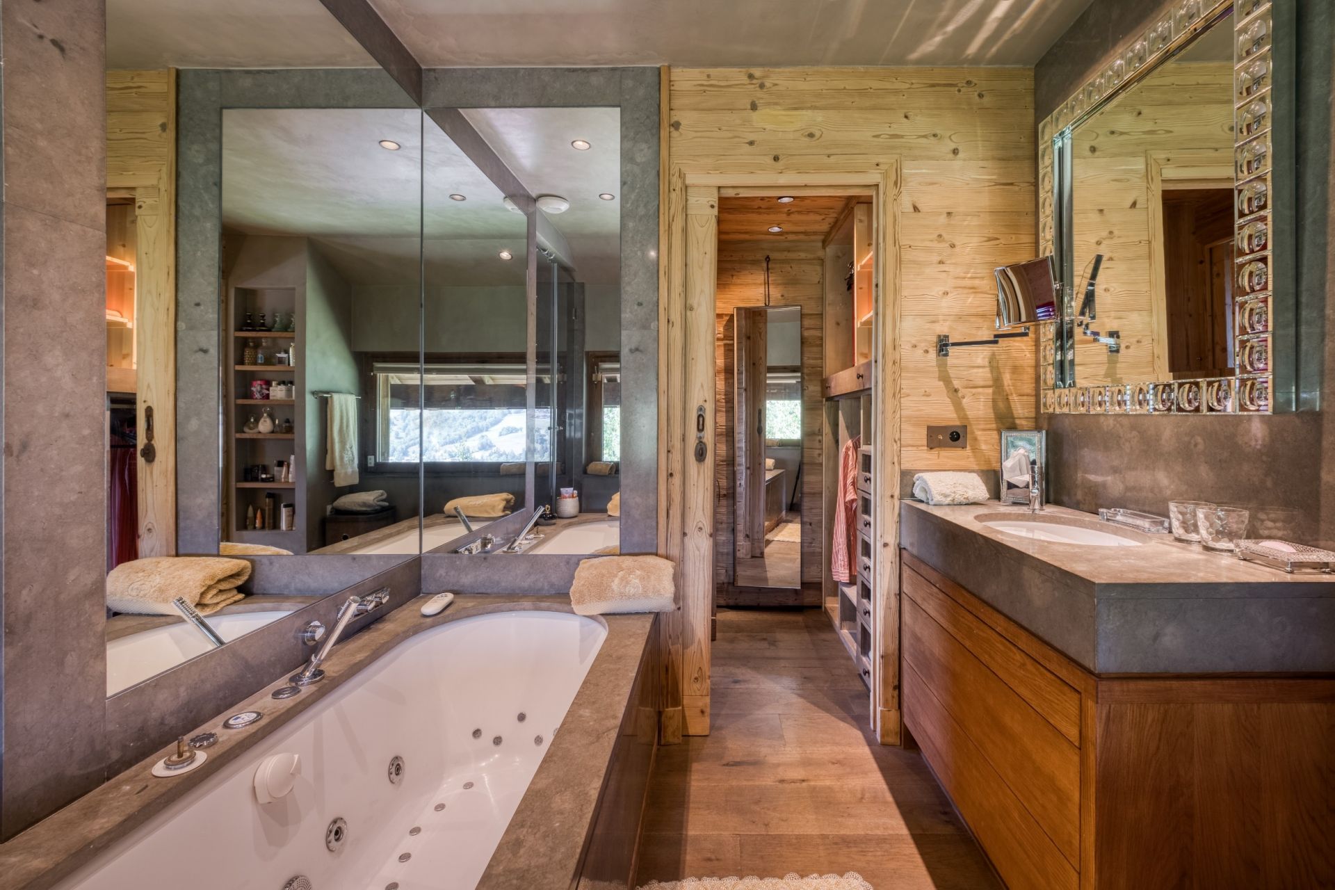 luxury chalet 5 Rooms for seasonal rent on MEGEVE (74120)