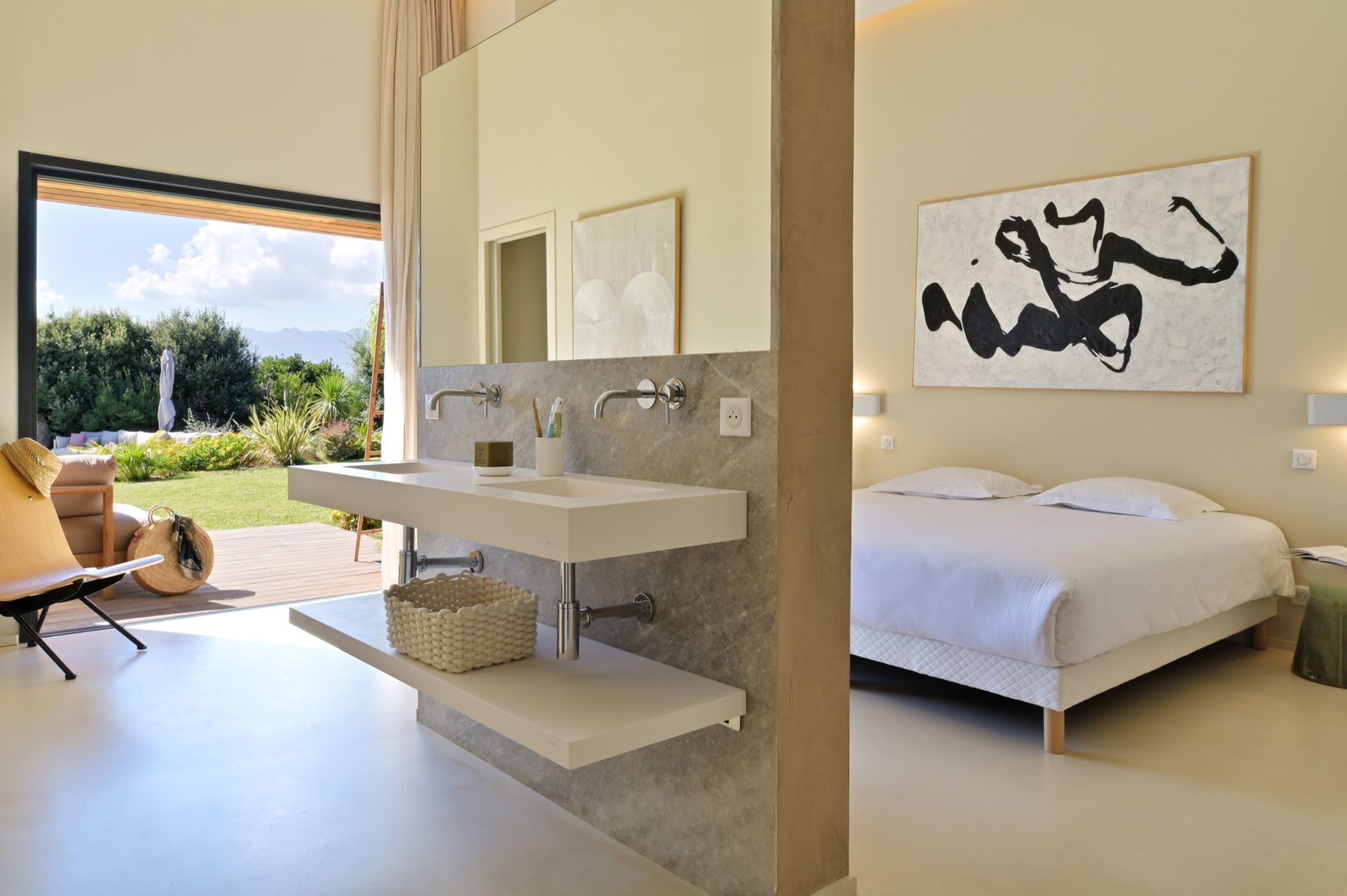villa de luxe 8 Pièces en location saisonnière sur PORTO VECCHIO (20137)