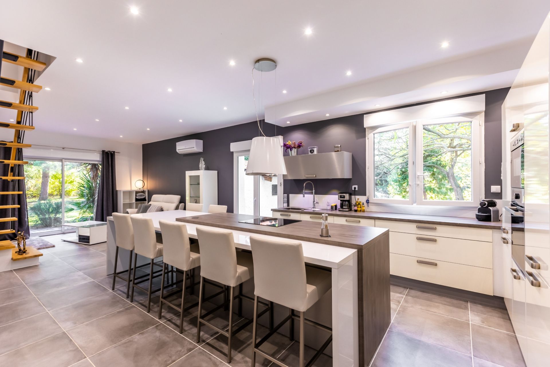 luxury house 8 Rooms for sale on SOREDE (66690)