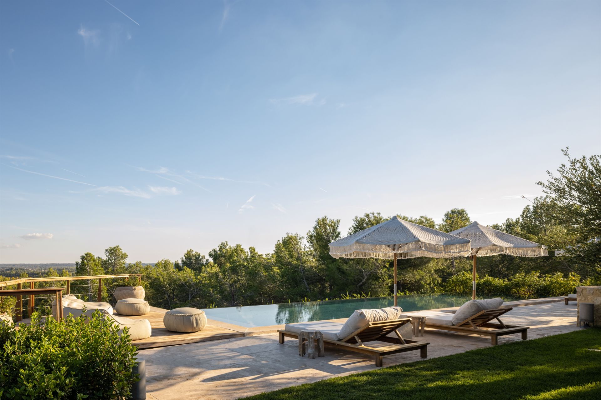 luxury house 6 Rooms for seasonal rent on PARADOU (13520)