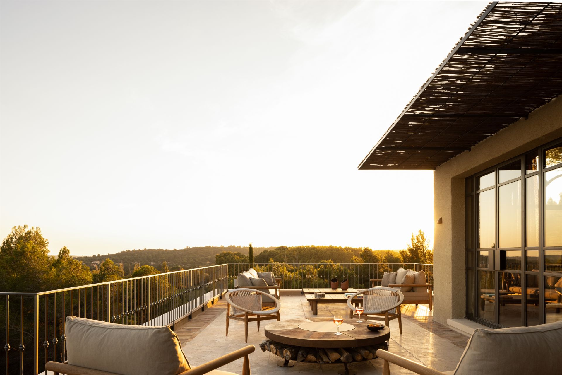 luxury house 6 Rooms for seasonal rent on PARADOU (13520)