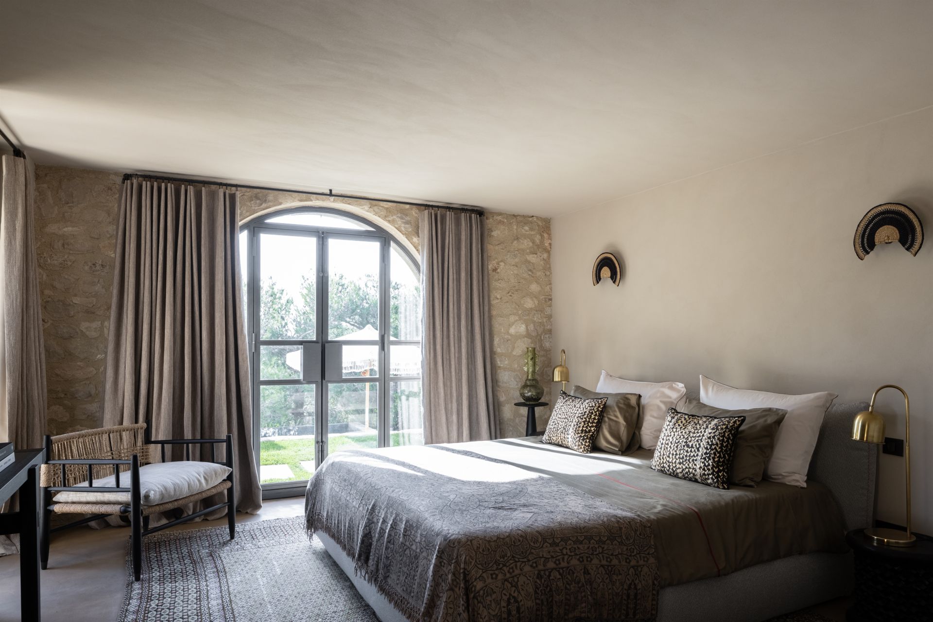 luxury house 6 Rooms for seasonal rent on PARADOU (13520)