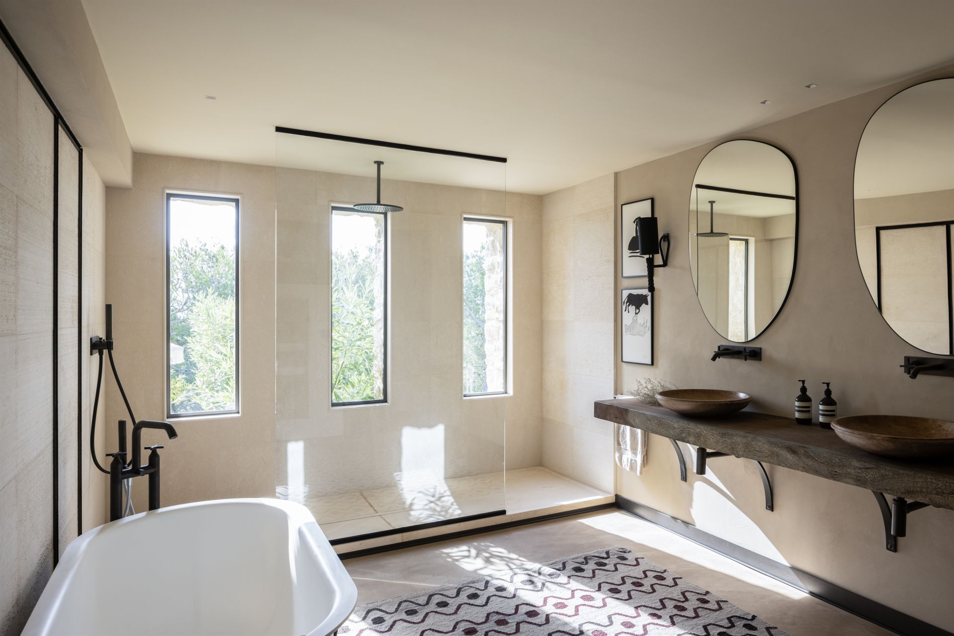 luxury house 6 Rooms for seasonal rent on PARADOU (13520)