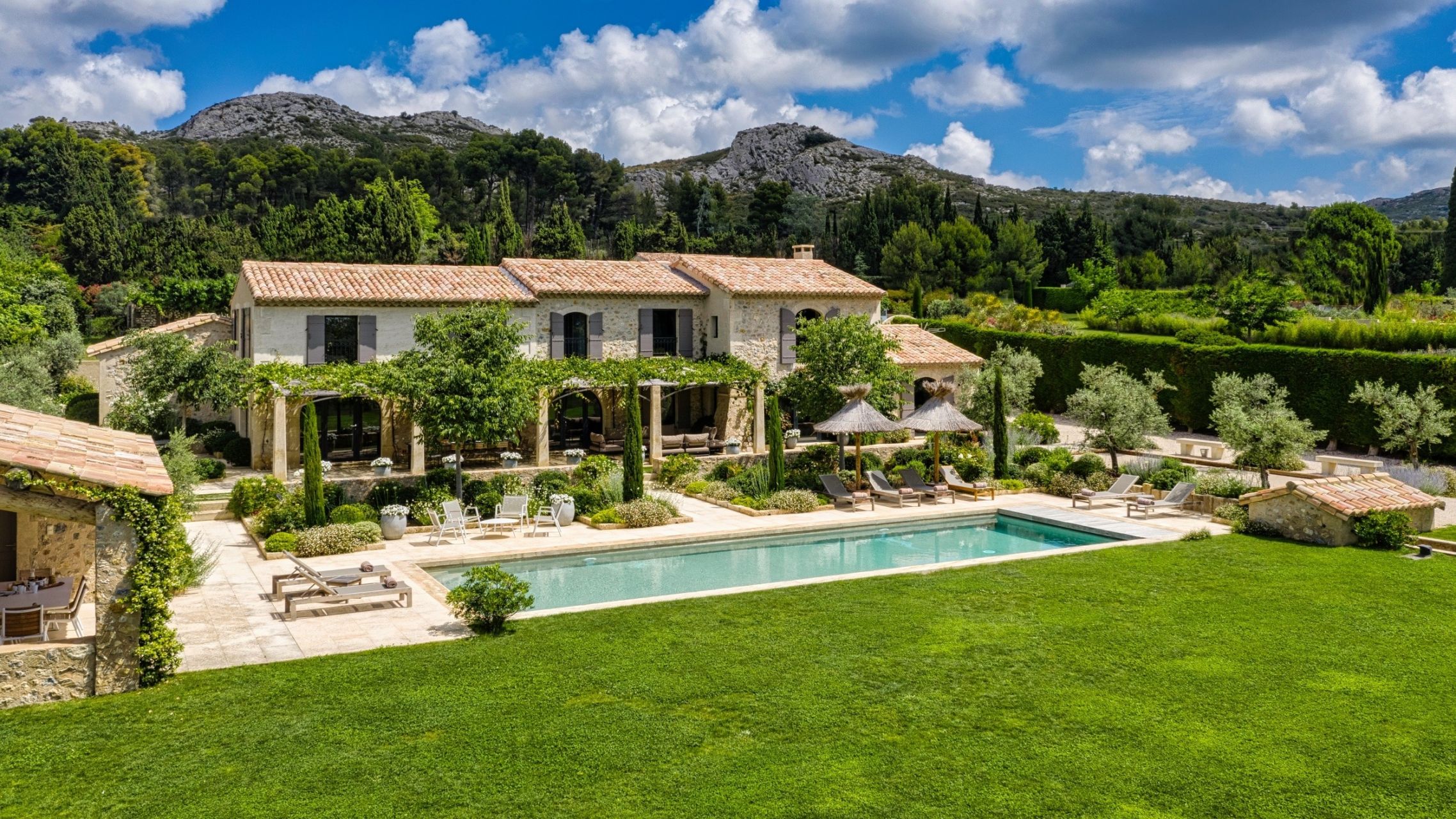 mas 6 Pièces en location saisonnière sur MAUSSANE LES ALPILLES (13520)