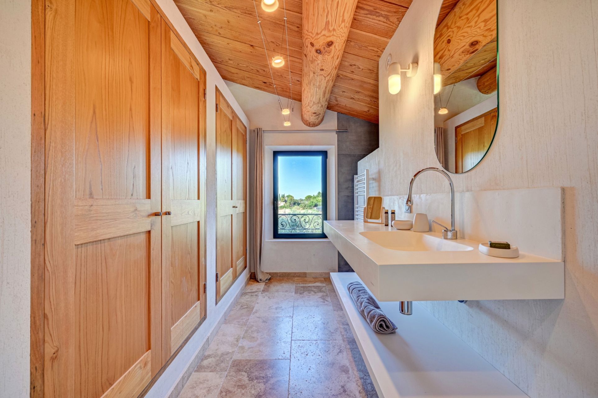 mas 6 Rooms for seasonal rent on MAUSSANE LES ALPILLES (13520)