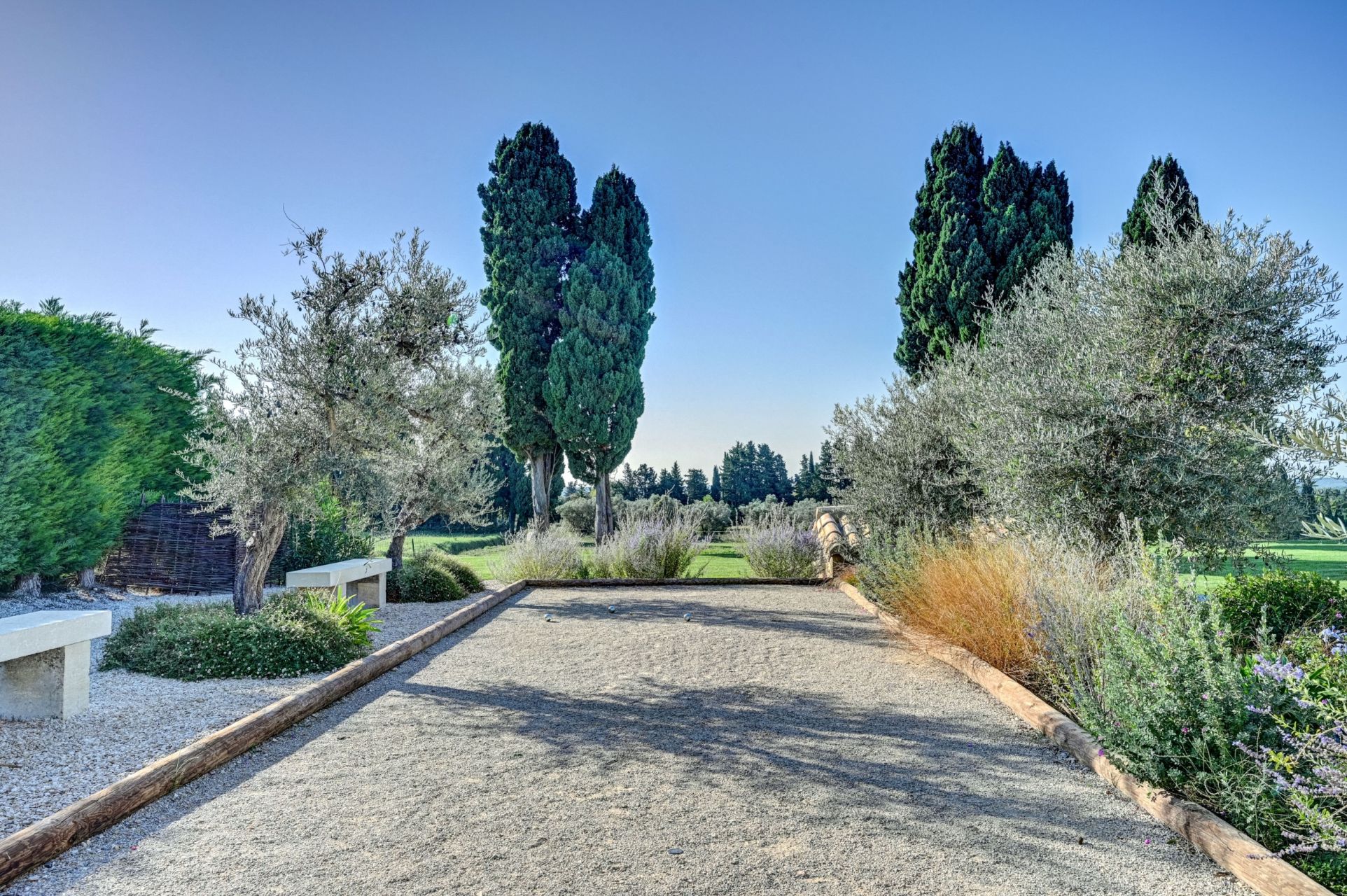 mas 6 Rooms for seasonal rent on MAUSSANE LES ALPILLES (13520)