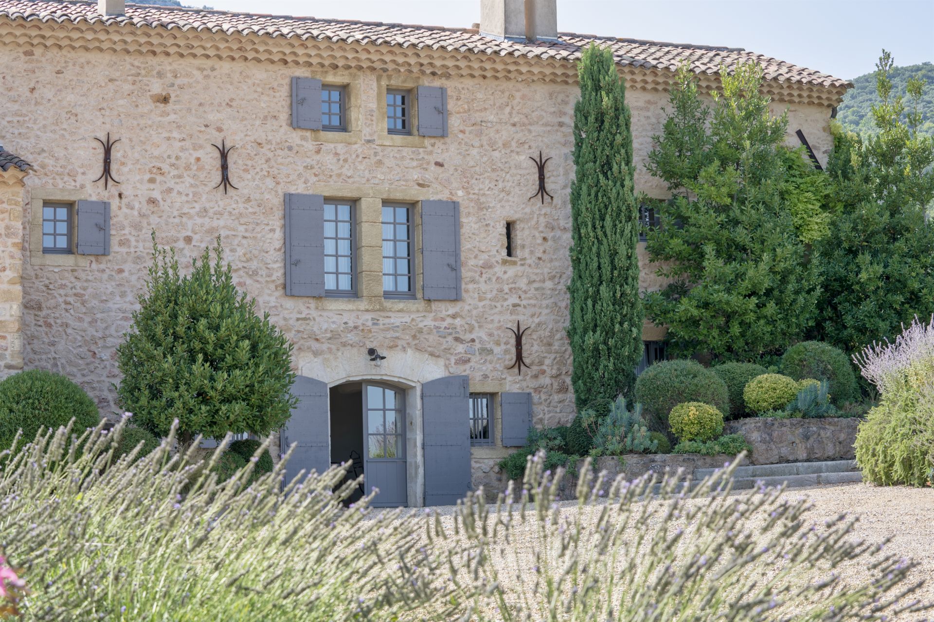 mas 12 Pièces en location saisonnière sur AIX EN PROVENCE (13090)