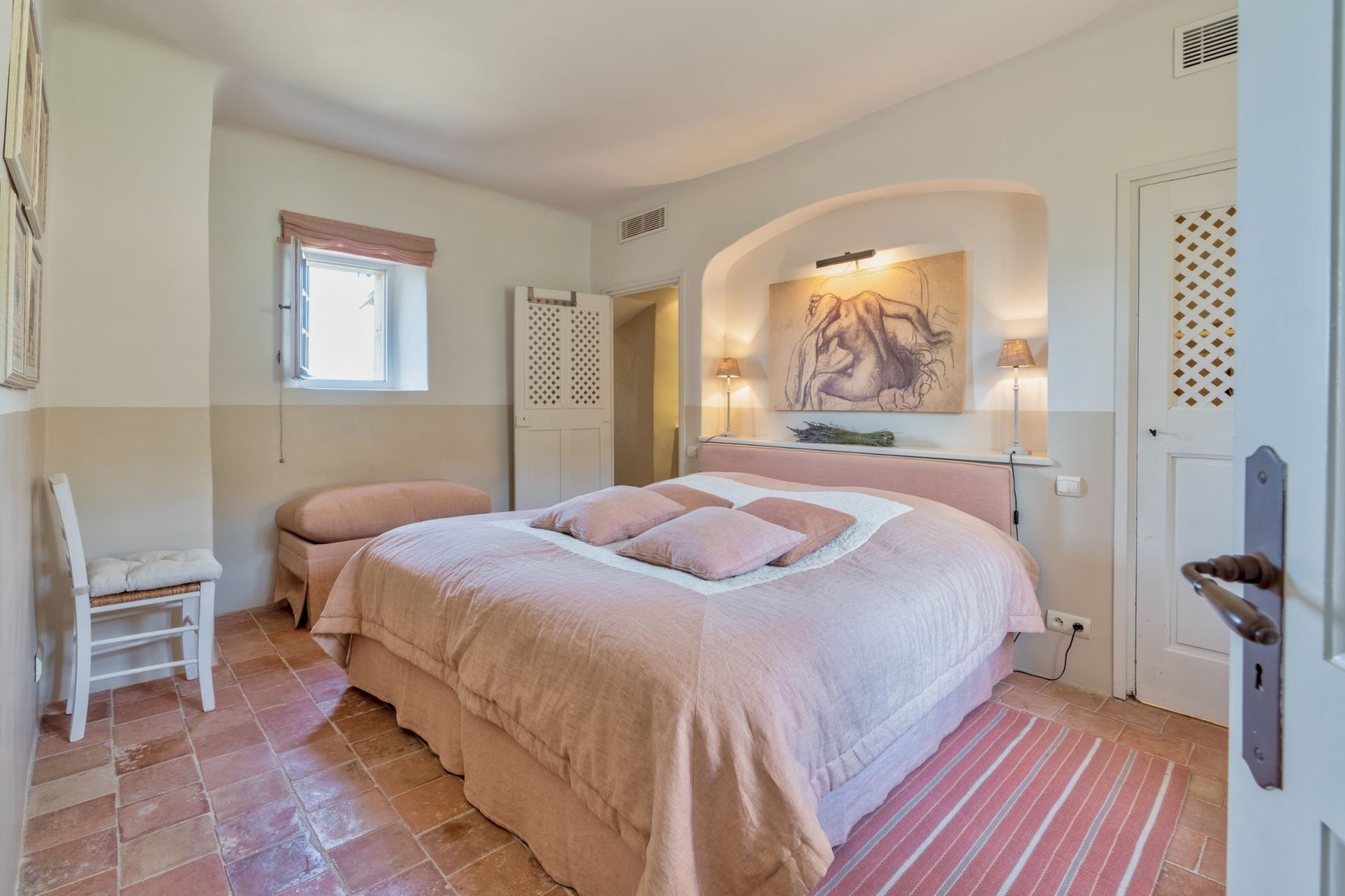 mas 12 Rooms for seasonal rent on AIX EN PROVENCE (13090)