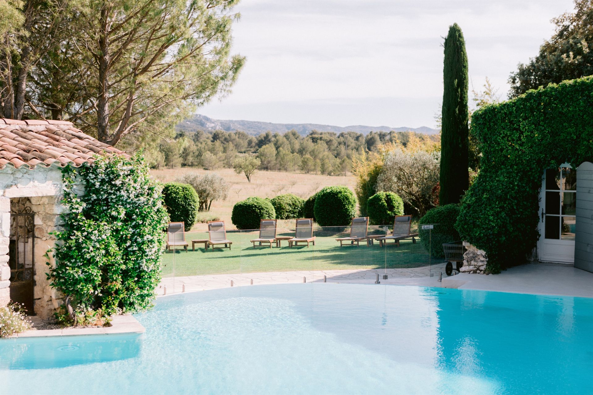 mas 17 Rooms for seasonal rent on EYGALIERES (13810)