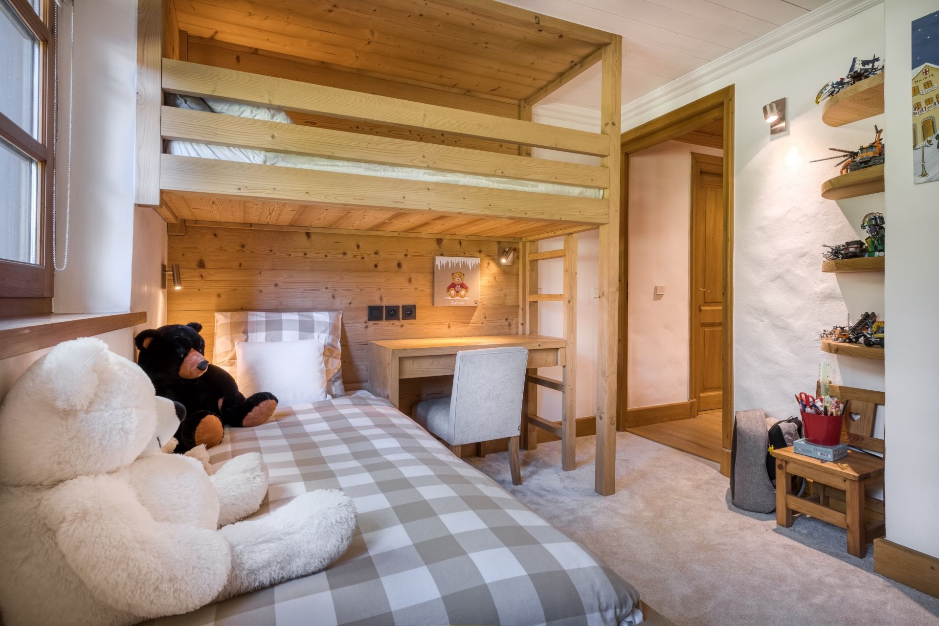 luxury apartment 3 Rooms for seasonal rent on MEGEVE (74120)