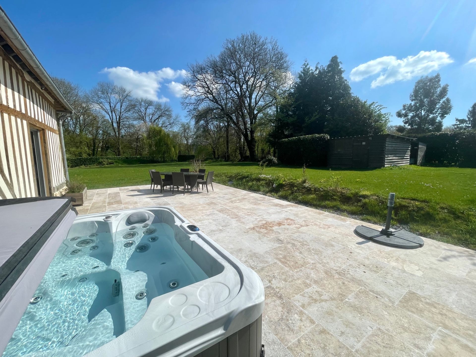 maison de luxe 5 Pièces en location saisonnière sur TOURGEVILLE (14800)