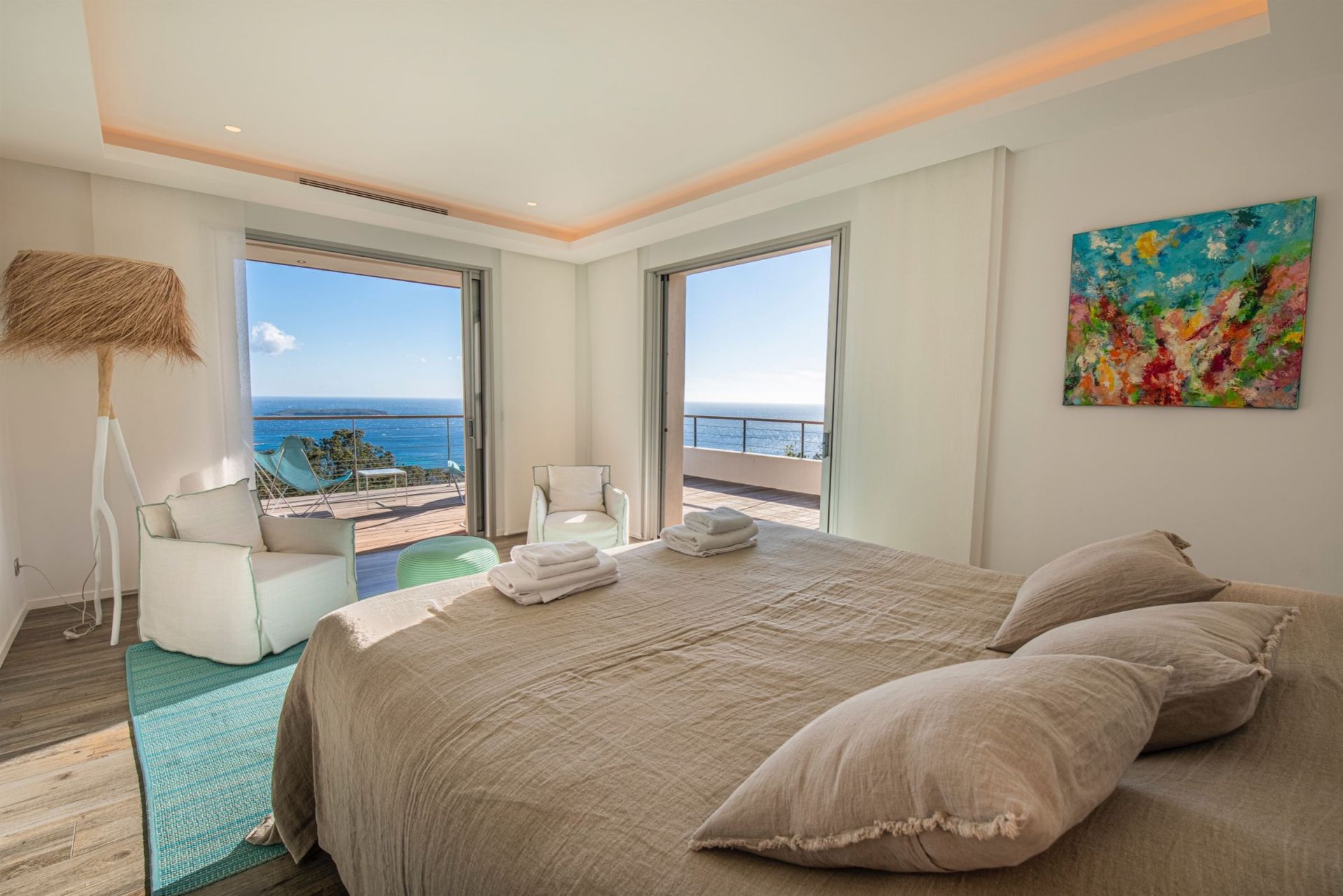 luxury villa 9 Rooms for seasonal rent on PORTO VECCHIO (20137)