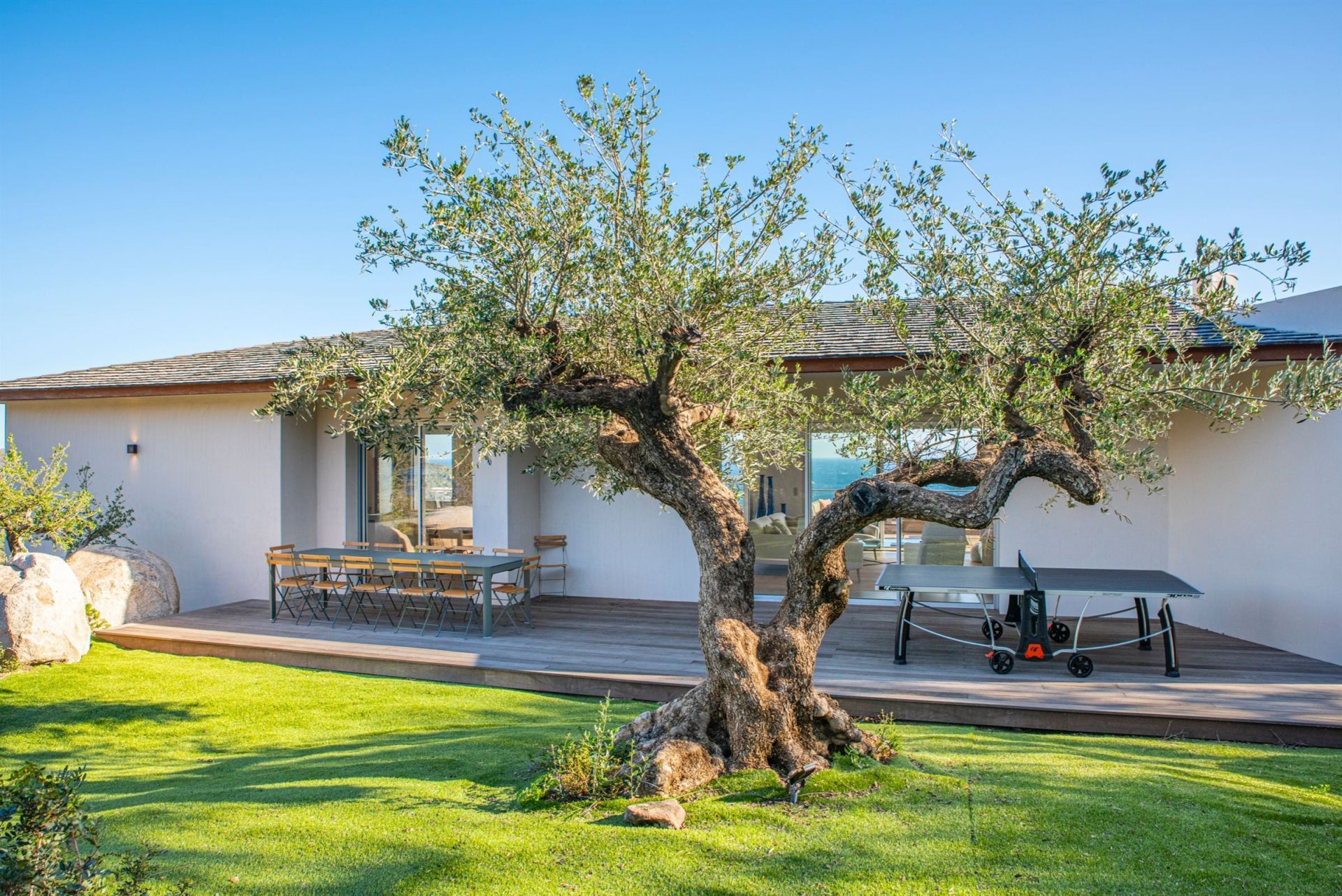 villa de luxe 9 Pièces en location saisonnière sur PORTO VECCHIO (20137)