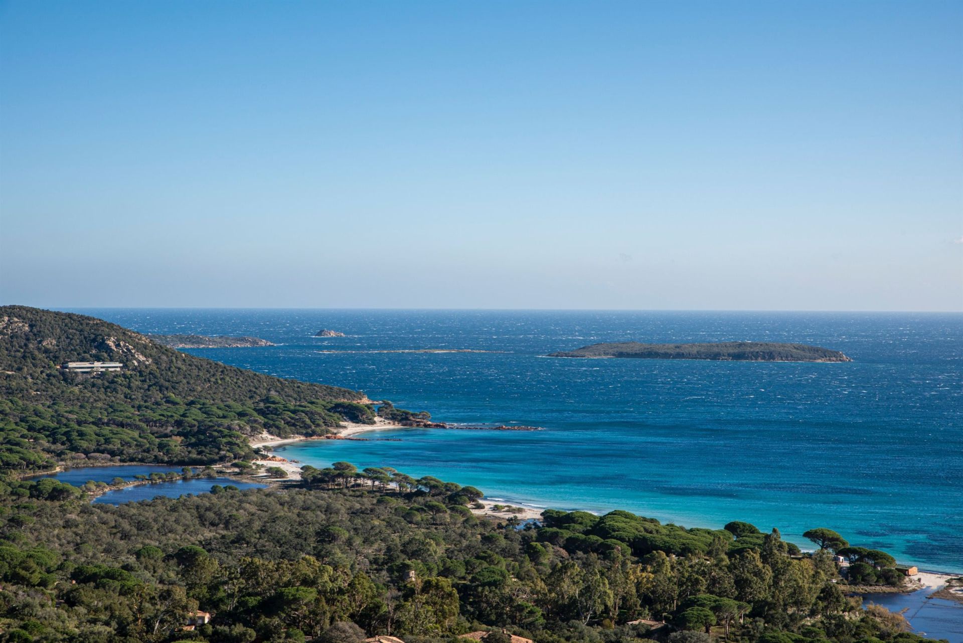 villa de luxe 9 Pièces en location saisonnière sur PORTO VECCHIO (20137)