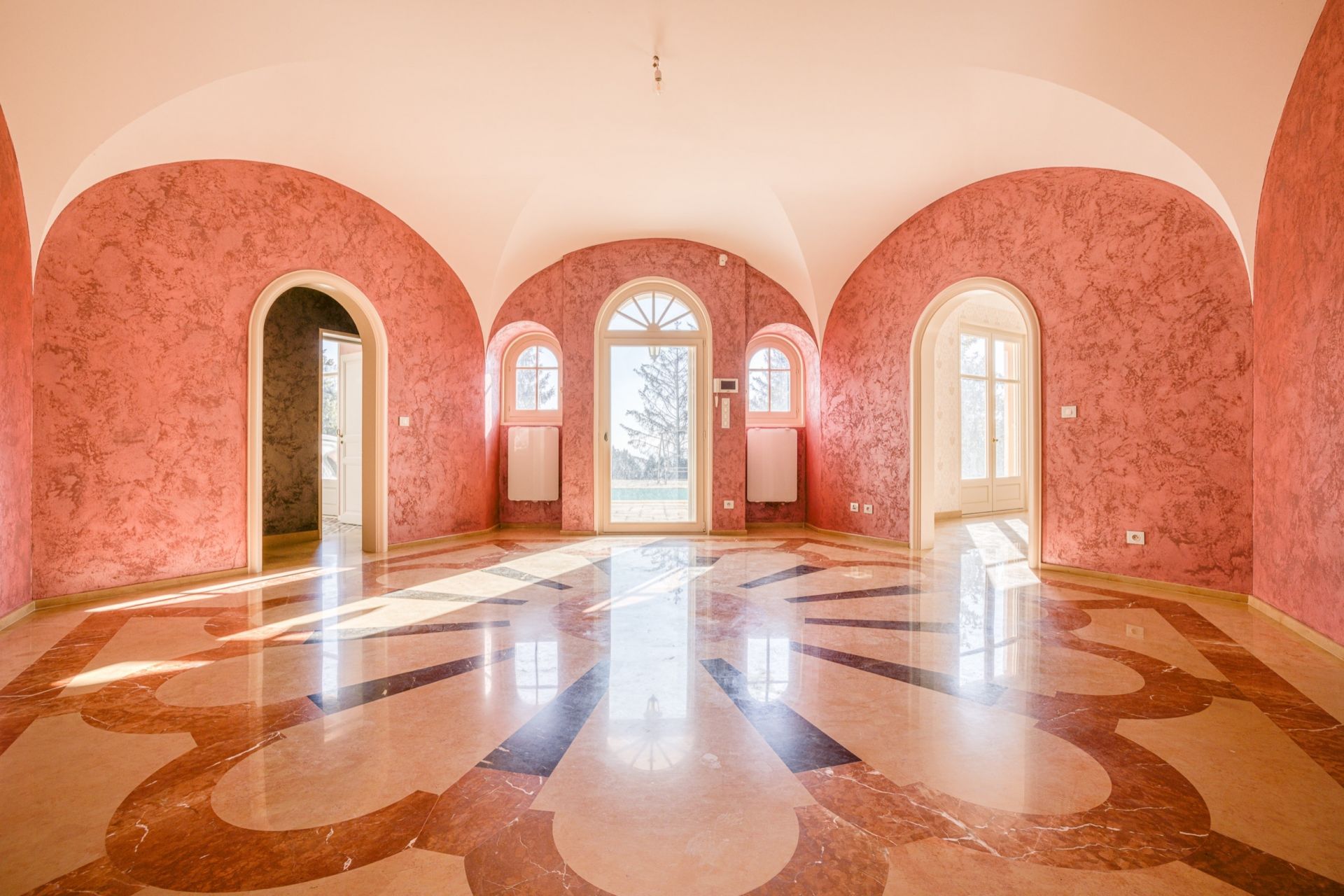 architect's house 20 Rooms for sale on GEX (01170)