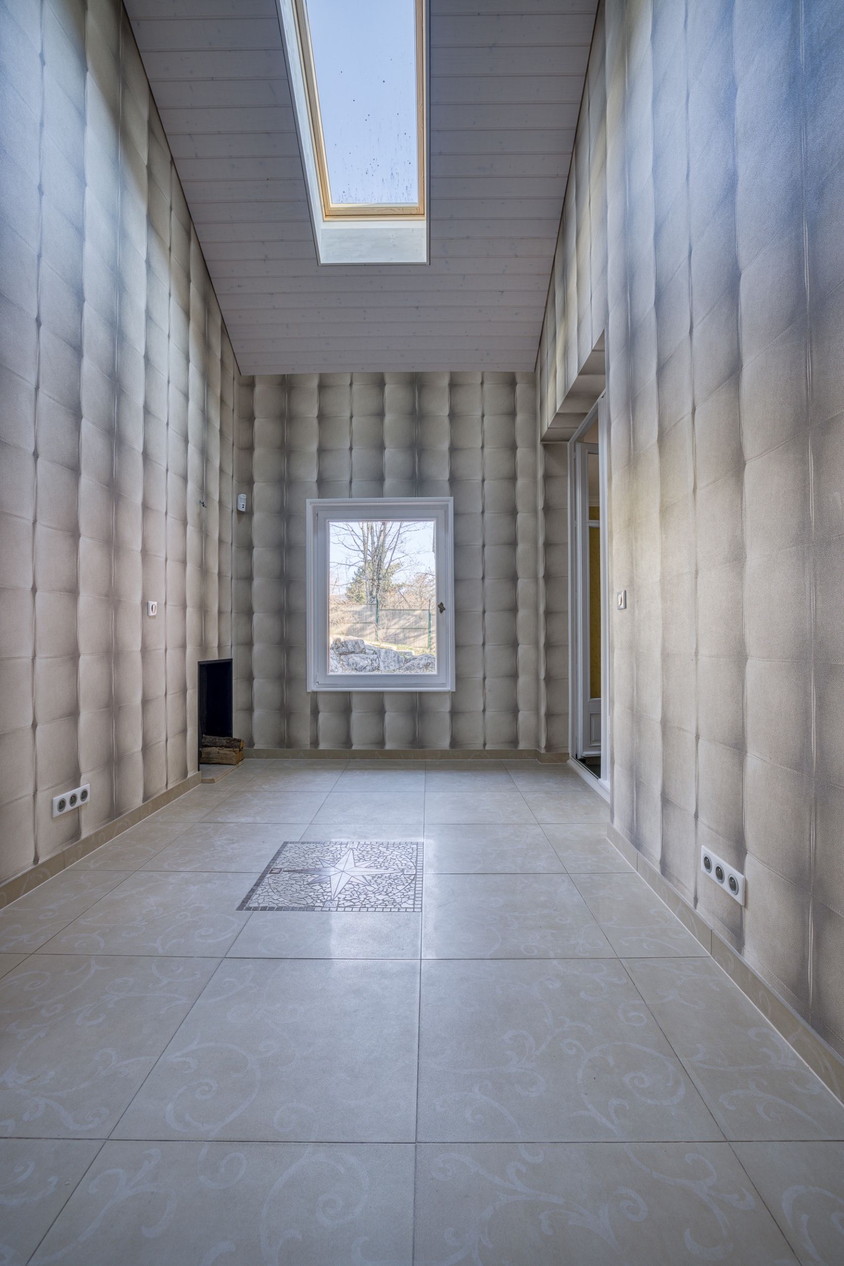 architect's house 20 Rooms for sale on GEX (01170)