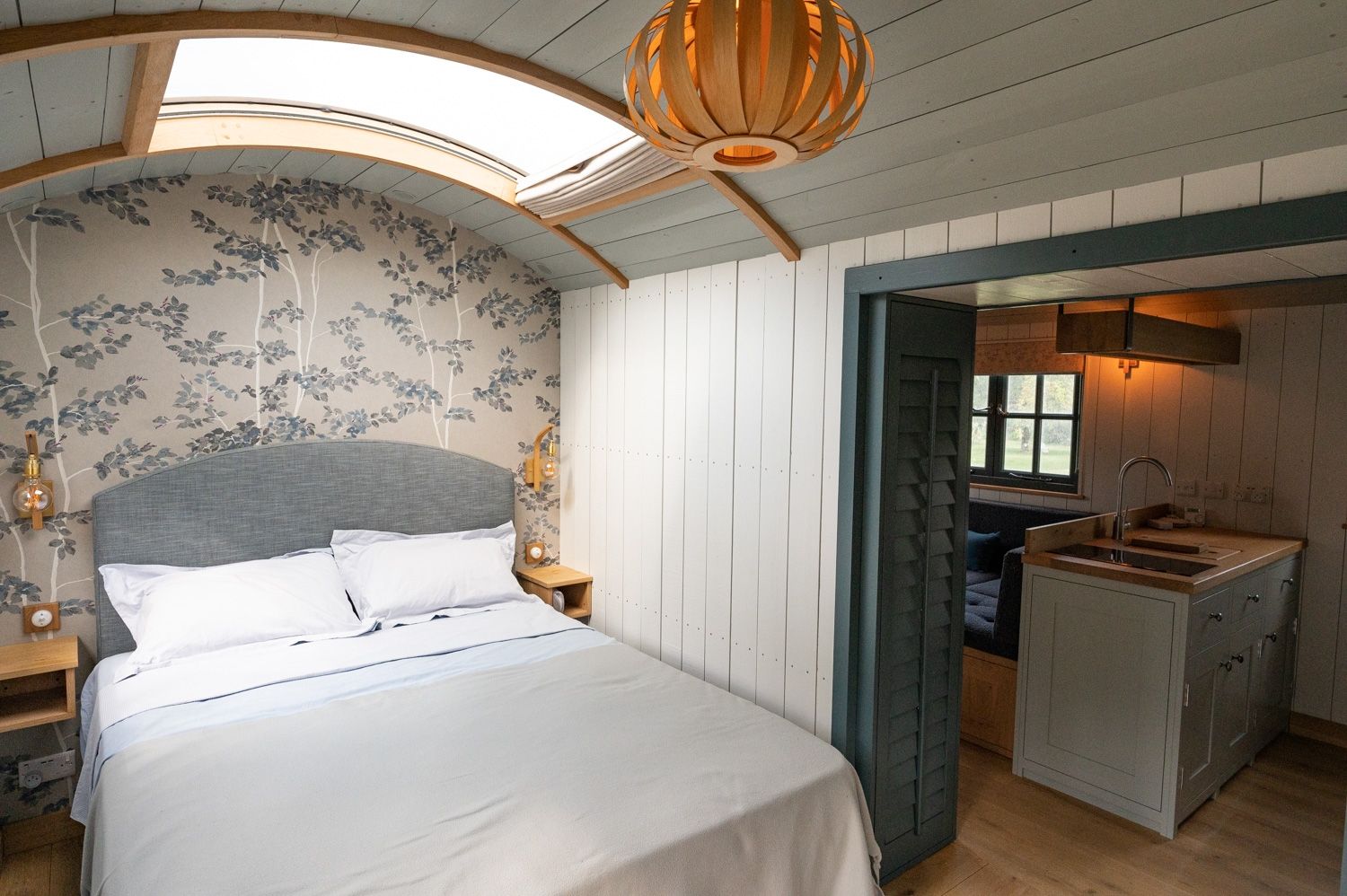 mas 9 Rooms for seasonal rent on ST REMY DE PROVENCE (13210)