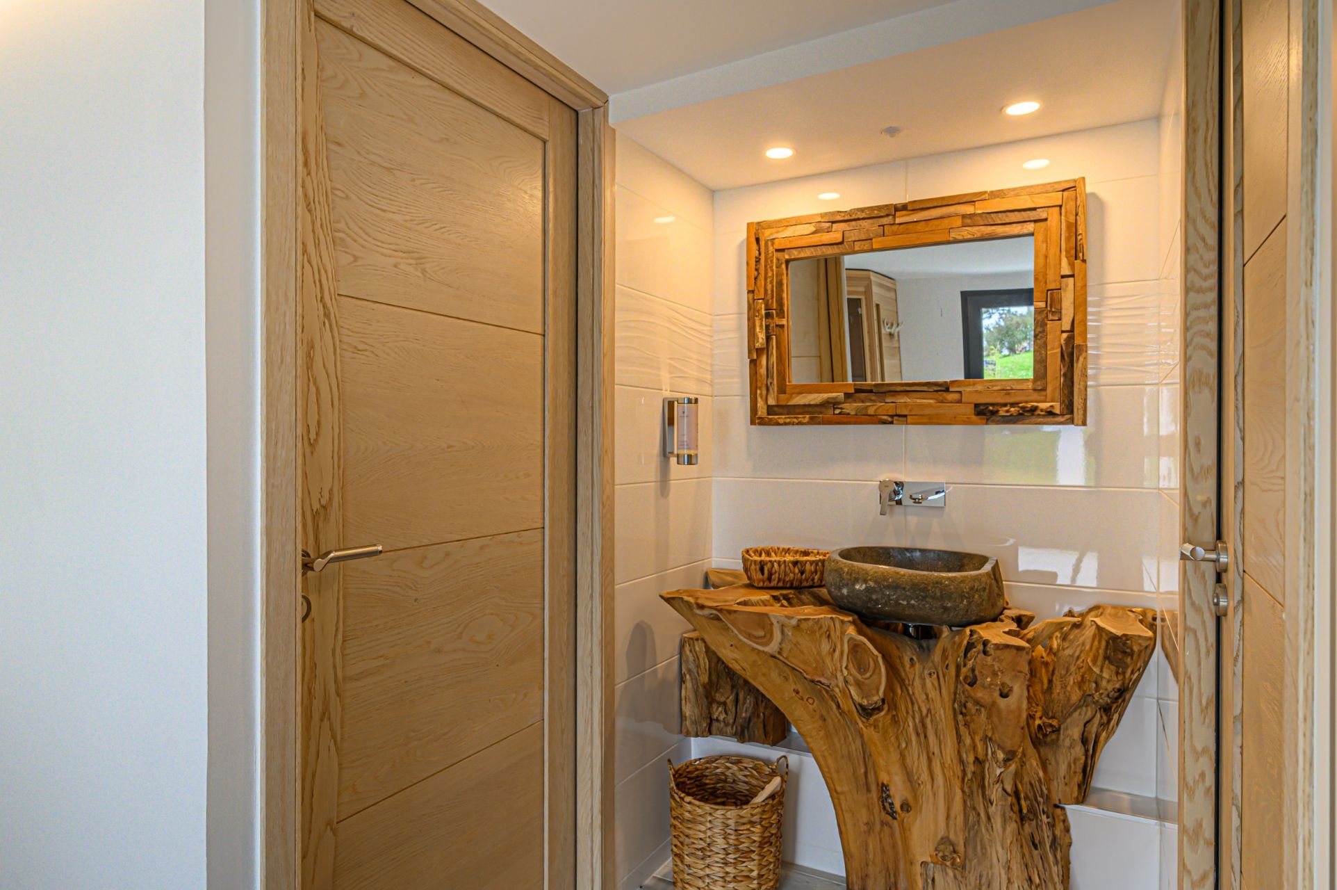 luxury house 3 Rooms for seasonal rent on GUIDEL (56520)