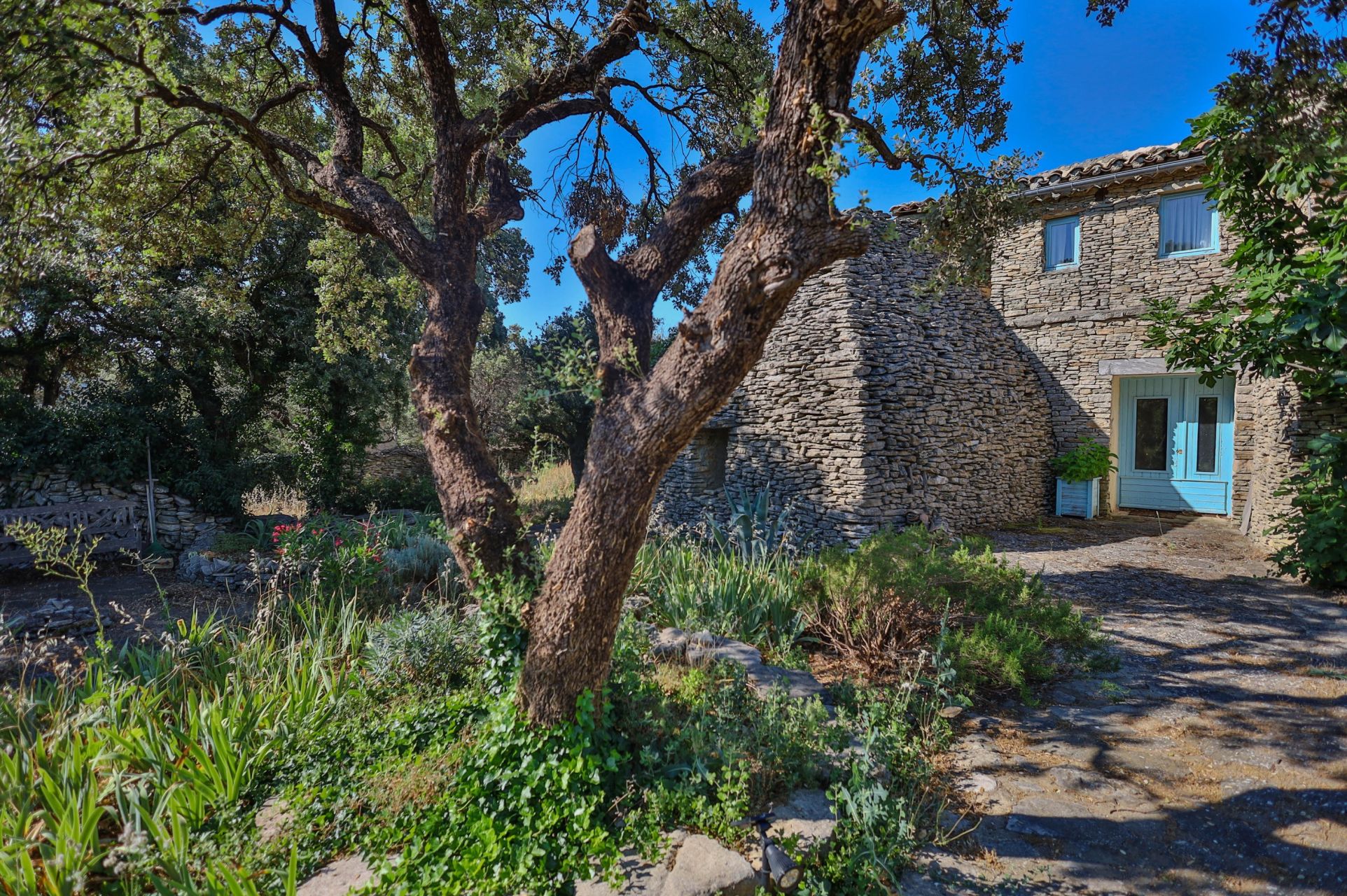 maison de luxe 12 Pièces en vente sur SAUMANE DE VAUCLUSE (84800)