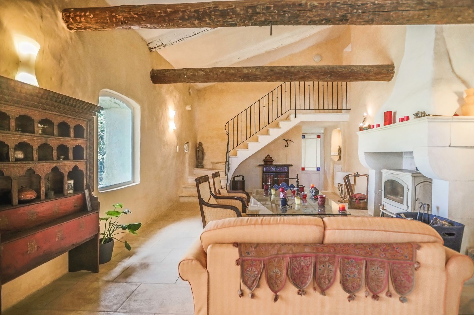 maison de luxe 12 Pièces en vente sur SAUMANE DE VAUCLUSE (84800)