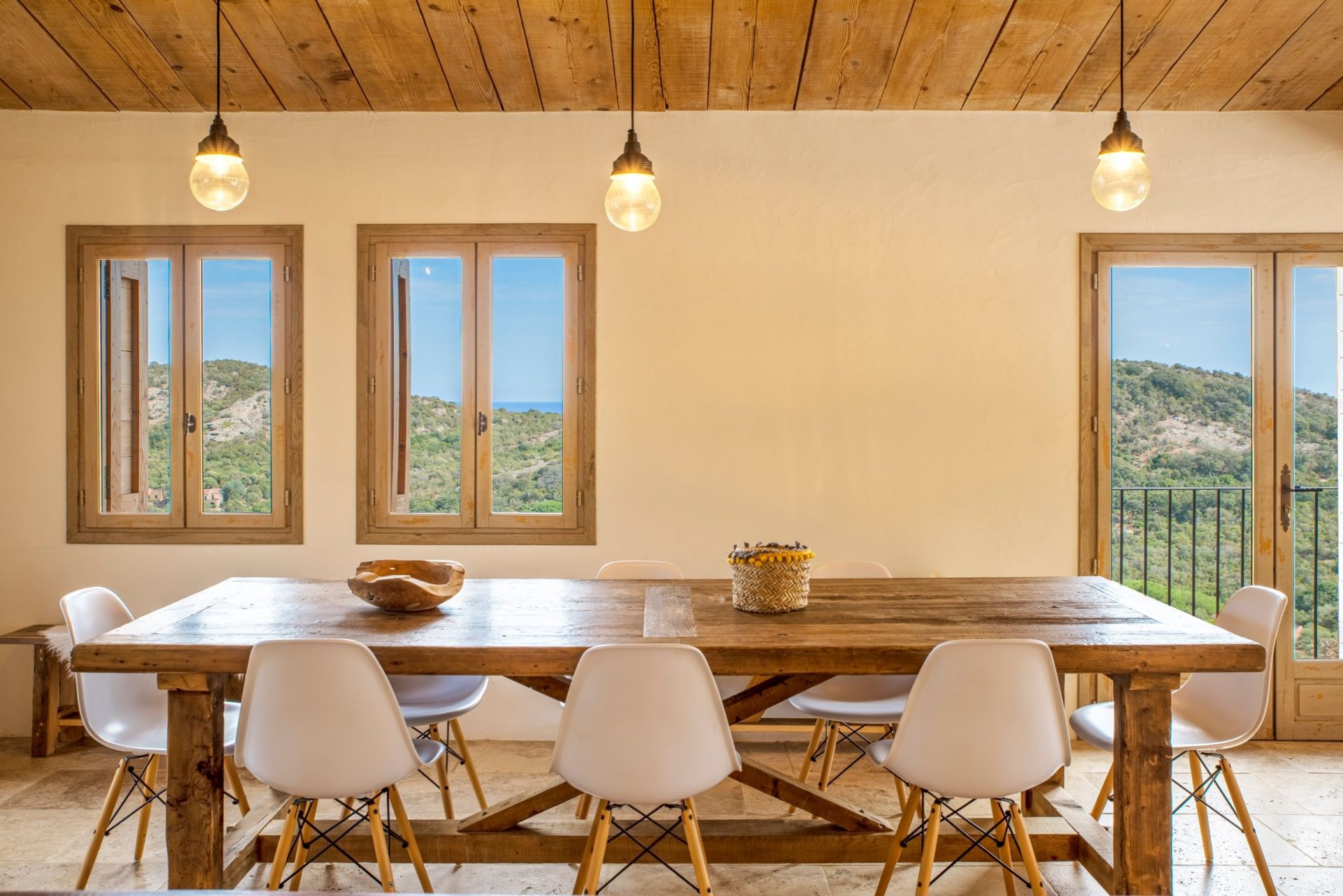 villa de luxe 6 Pièces en location saisonnière sur PORTO VECCHIO (20137)