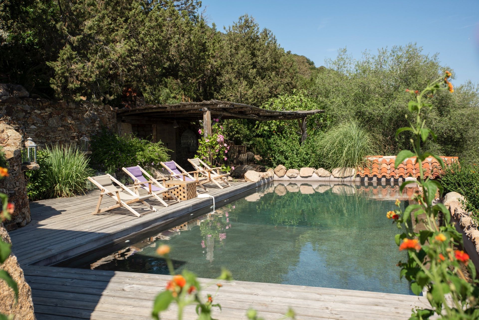 luxury villa 5 Rooms for seasonal rent on PORTO VECCHIO (20137)