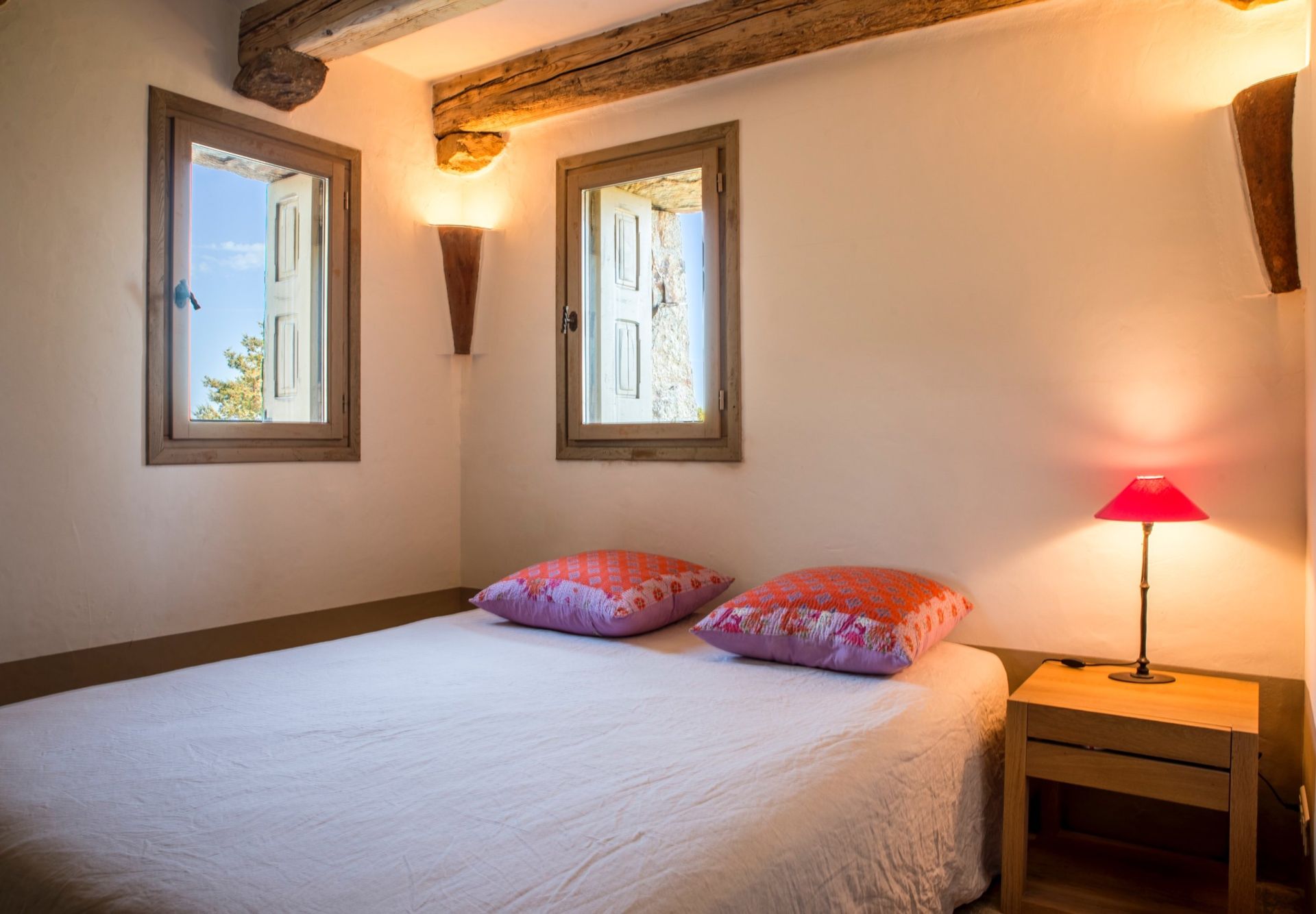 villa de luxe 5 Pièces en location saisonnière sur PORTO VECCHIO (20137)