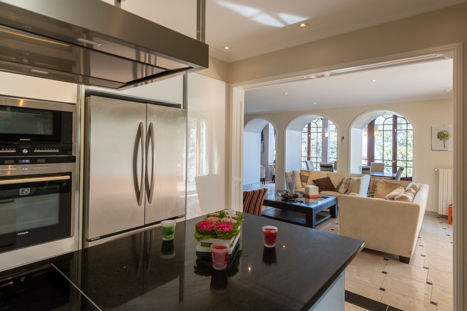 luxury apartment 6 Rooms for sale on EVIAN LES BAINS (74500)