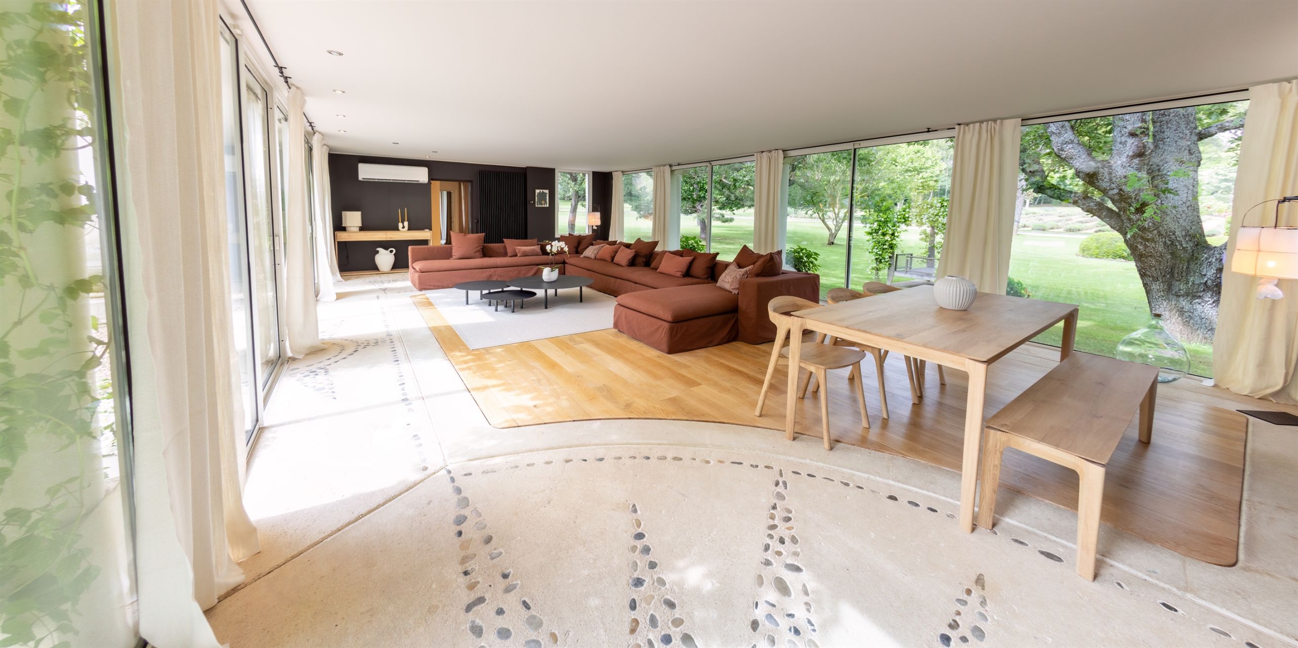 maison de luxe 17 Pièces en location saisonnière sur AIX EN PROVENCE (13100)