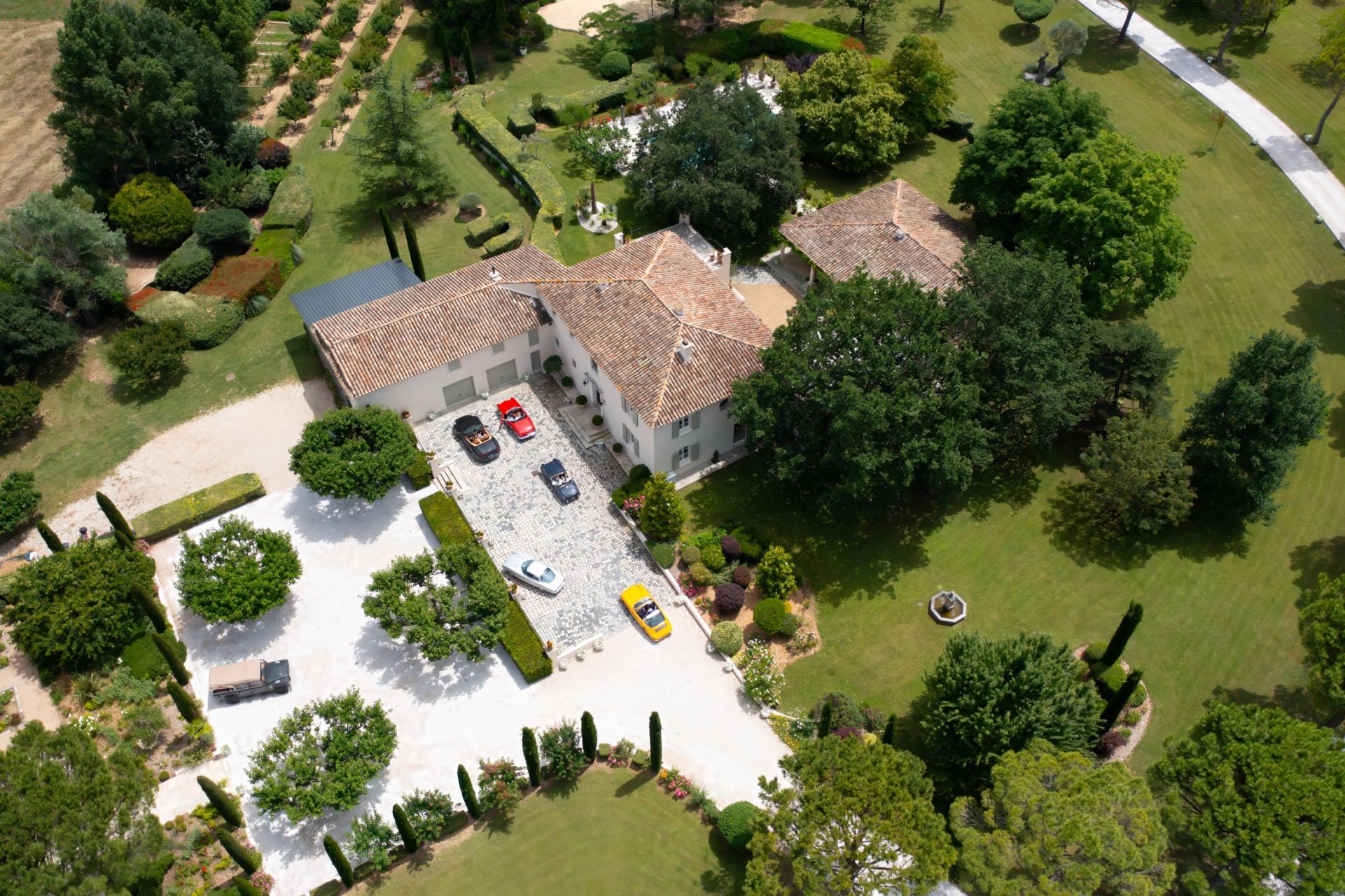 maison de luxe 17 Pièces en location saisonnière sur AIX EN PROVENCE (13100)