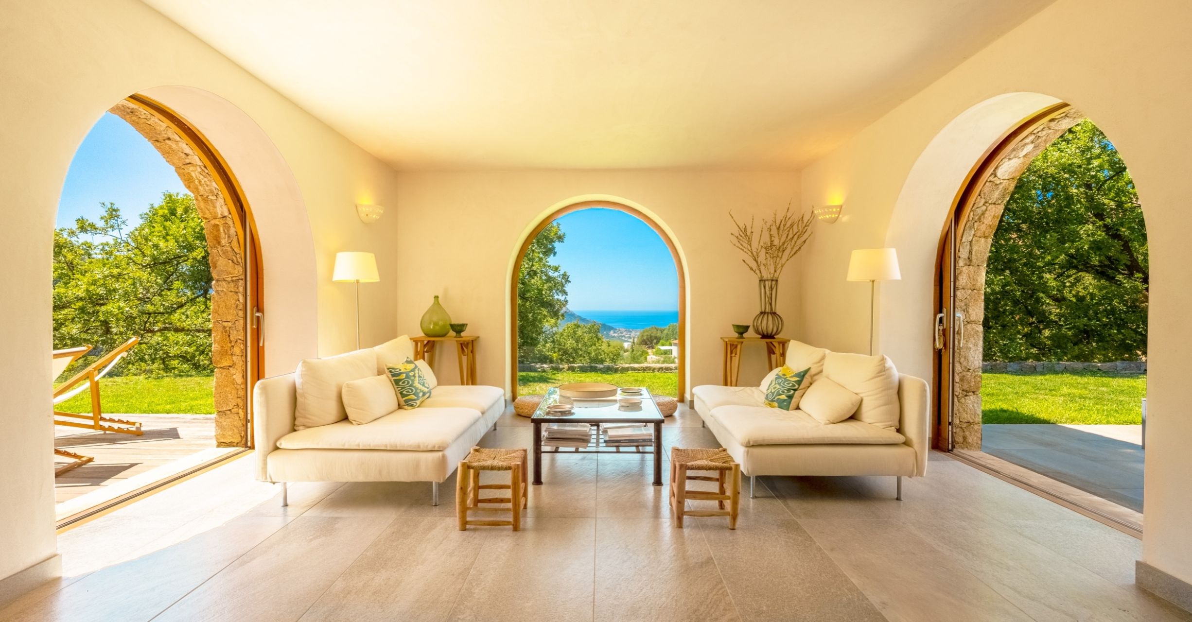 villa de luxe 6 Pièces en location saisonnière sur PIGNA (20220)