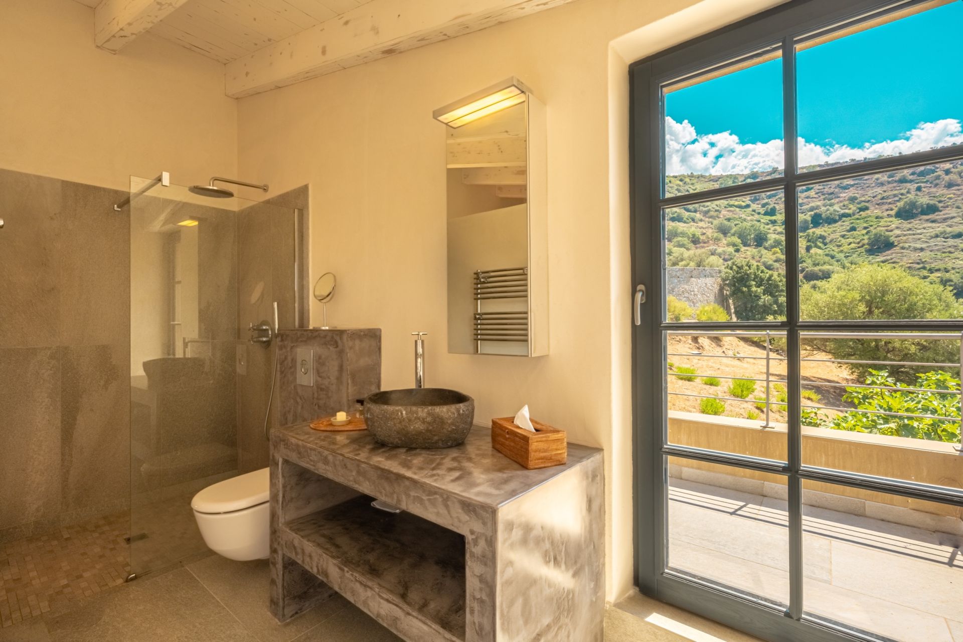 villa de luxe 6 Pièces en location saisonnière sur PIGNA (20220)