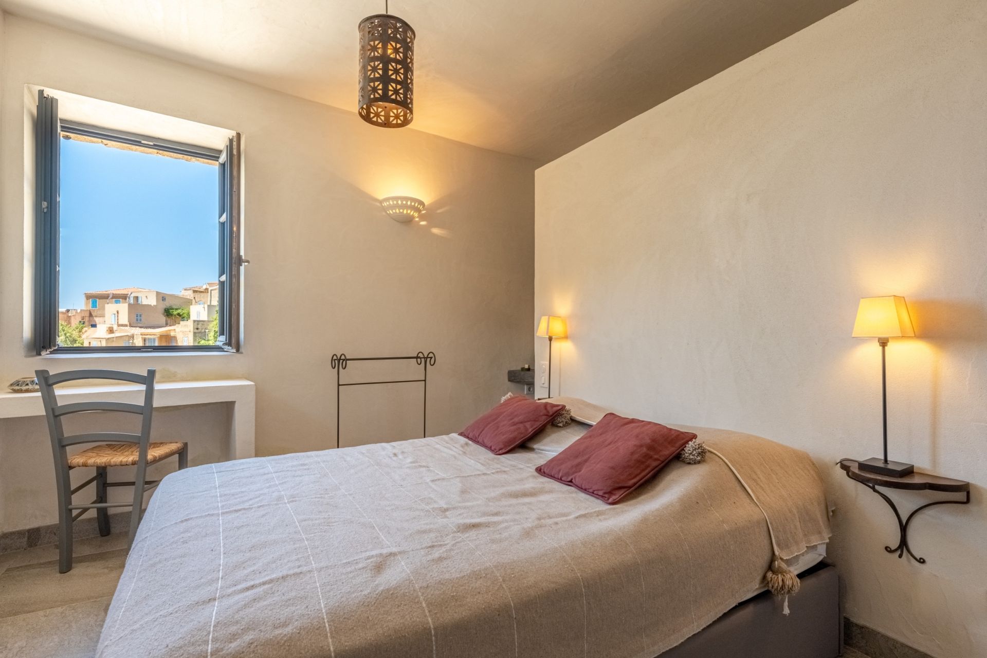 villa de luxe 6 Pièces en location saisonnière sur PIGNA (20220)