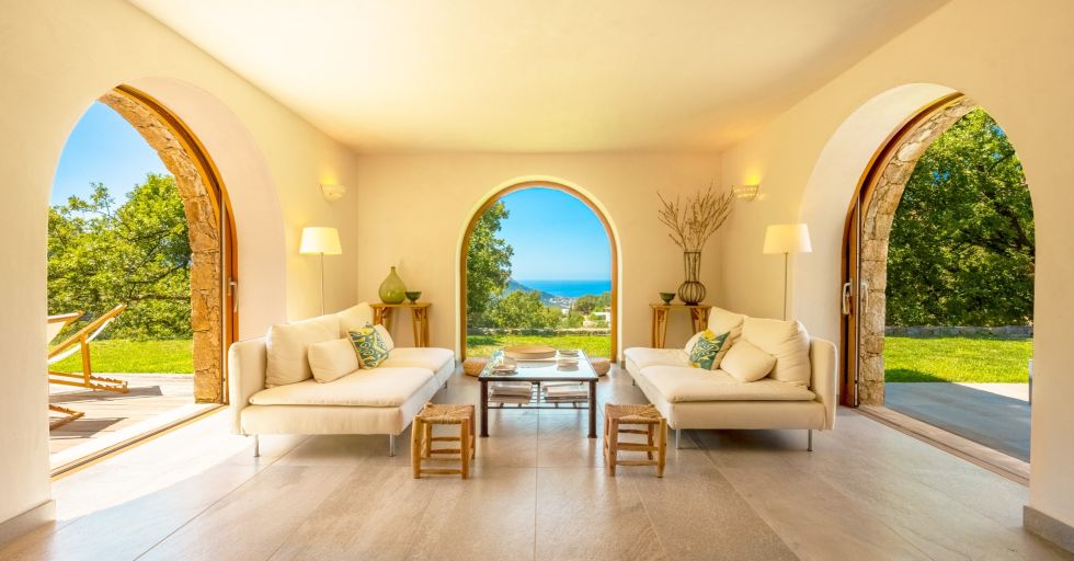 villa de luxe 6 Pièces en location saisonnière sur PIGNA (20220)