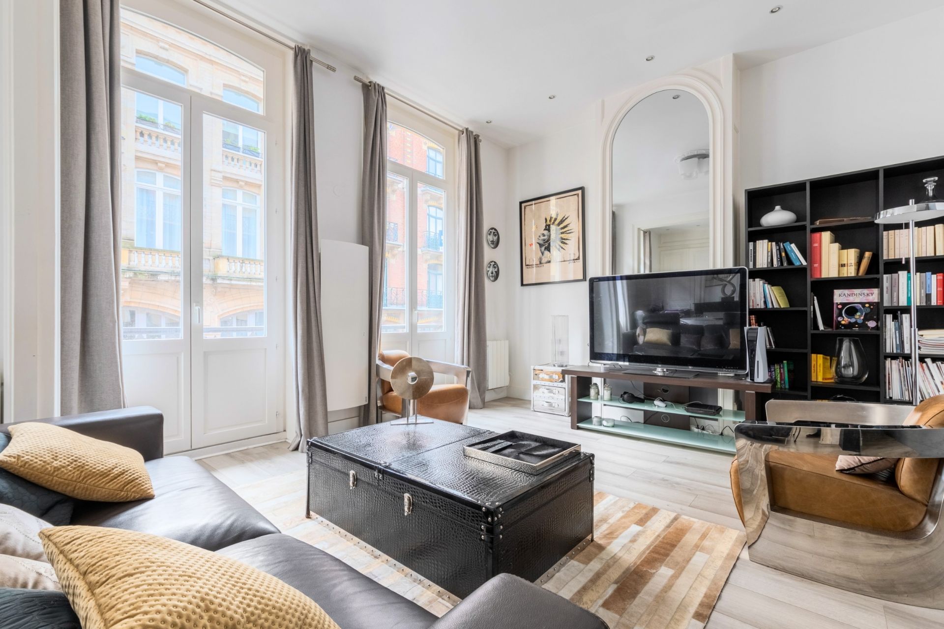luxury apartment 4 Rooms for sale on LILLE (59000)