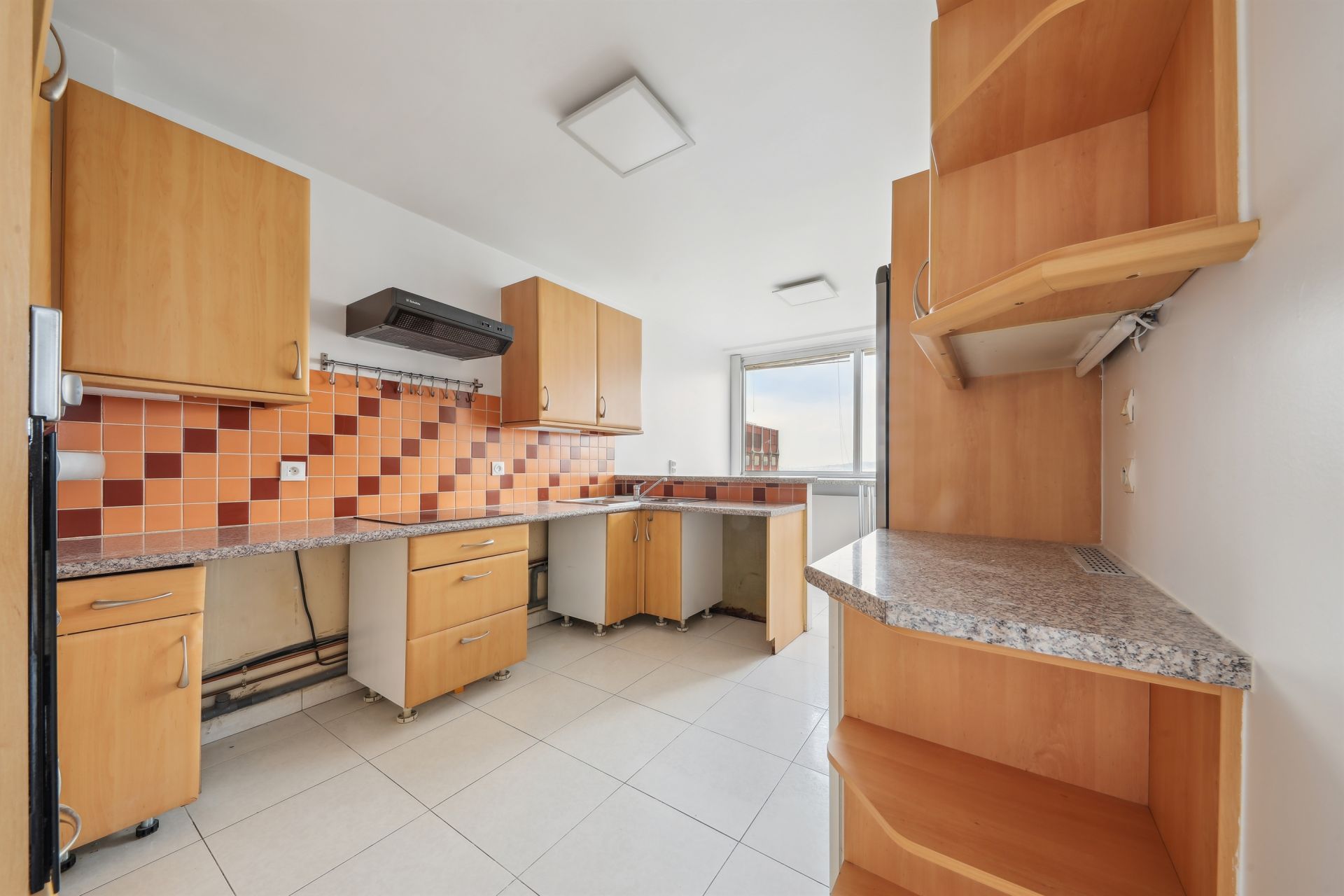 luxury apartment 5 Rooms for sale on PARIS (75015)