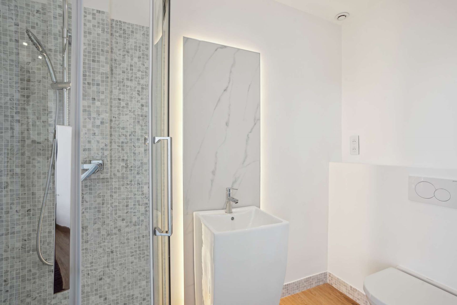 luxury apartment 3 Rooms for sale on MONACO (98000)