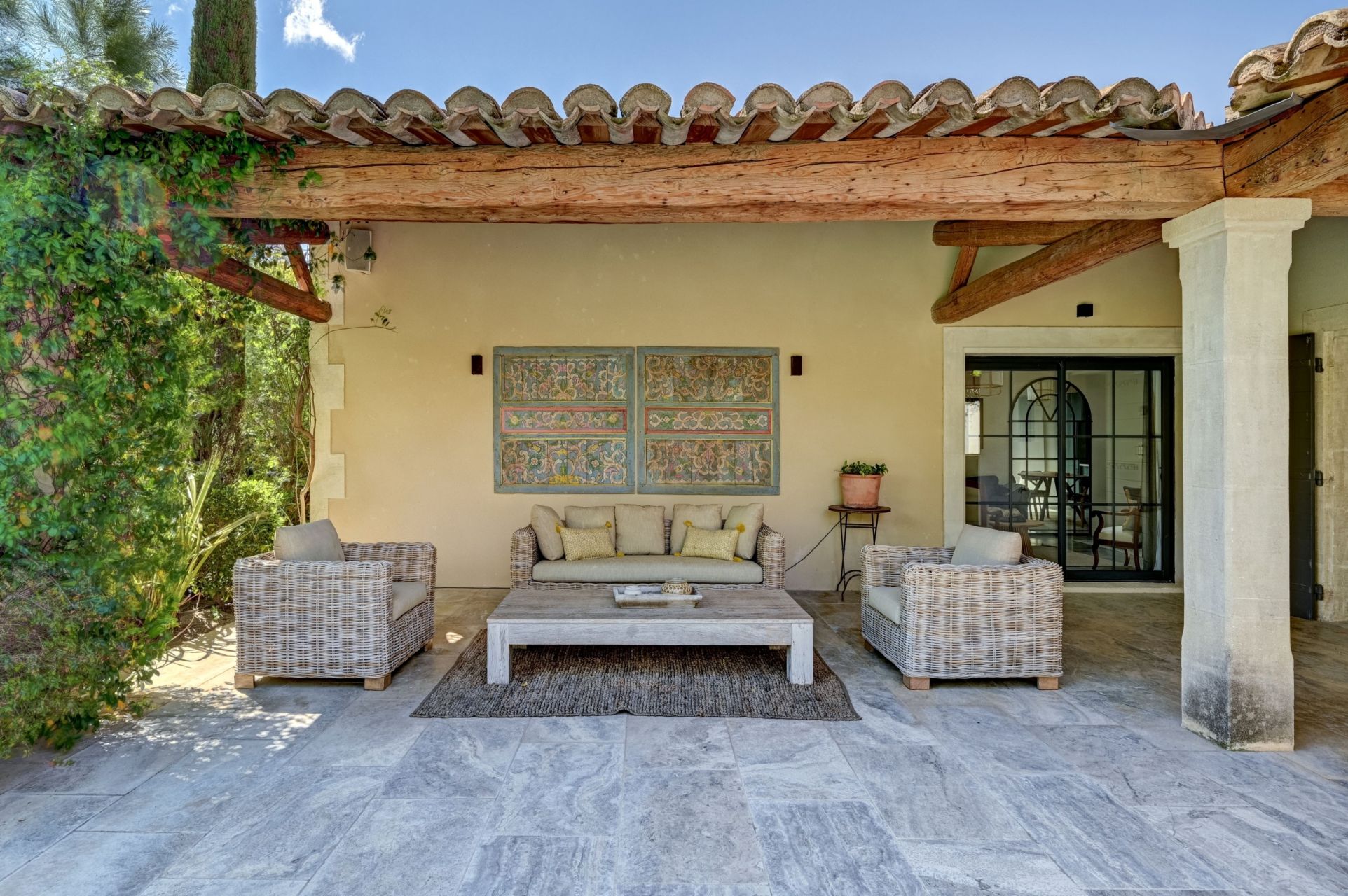 mas 12 Pièces en location saisonnière sur PARADOU (13520)